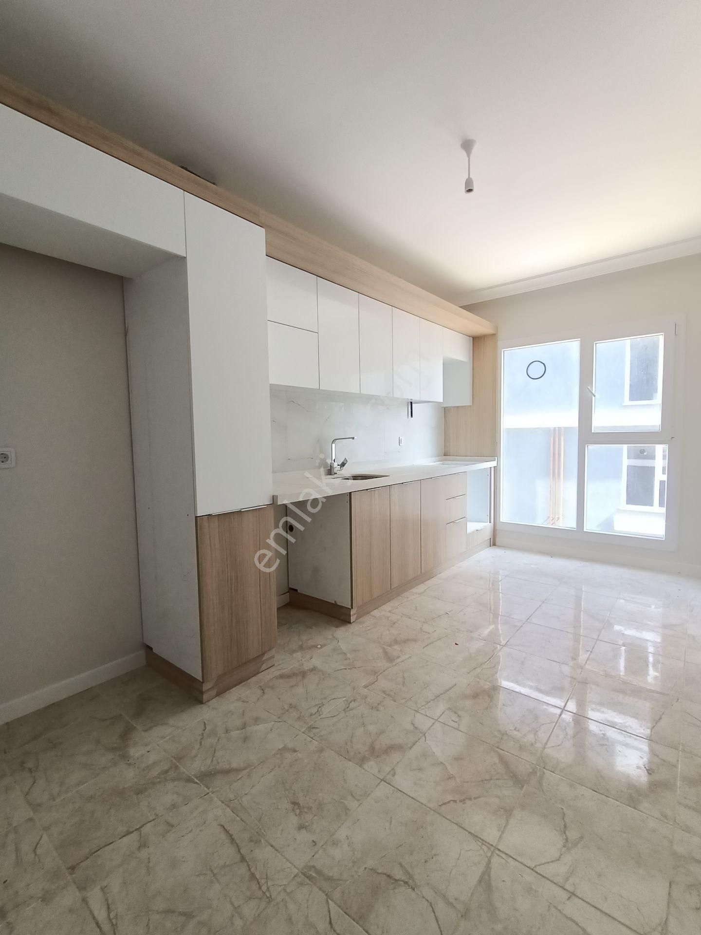 Silivri Atabek Konutlarında Havuz Peyzaj Cephe 3+1 Kiralık Daire - Görsel 18