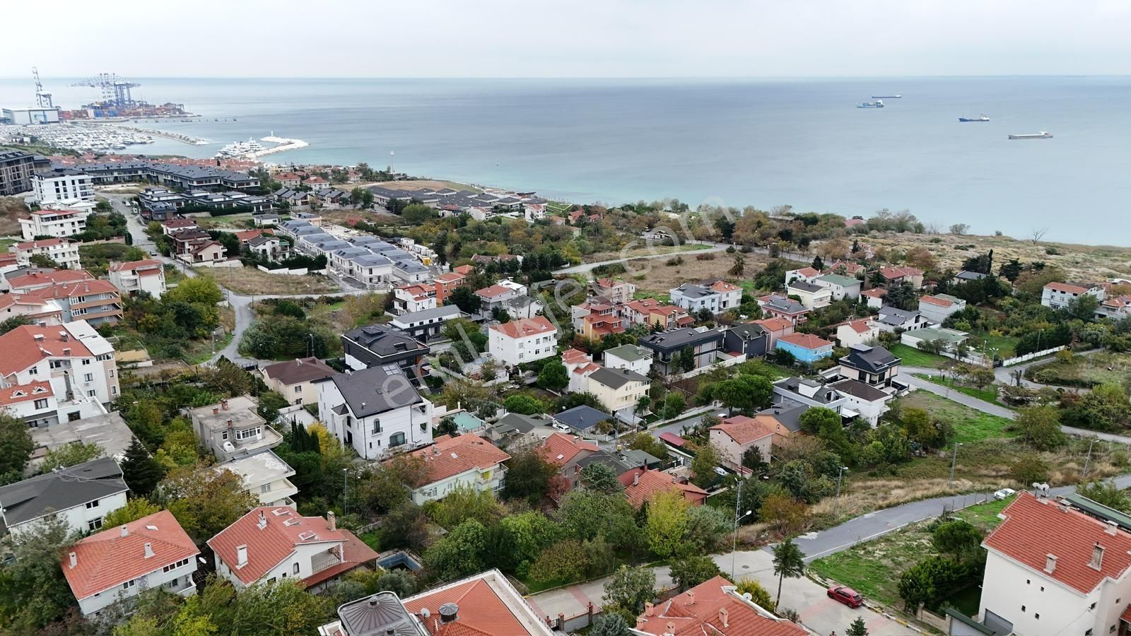 Beylikdüzü Kavaklıda 901 M² İçerisinde 3 Katlı Satılık Villa - Görsel 15