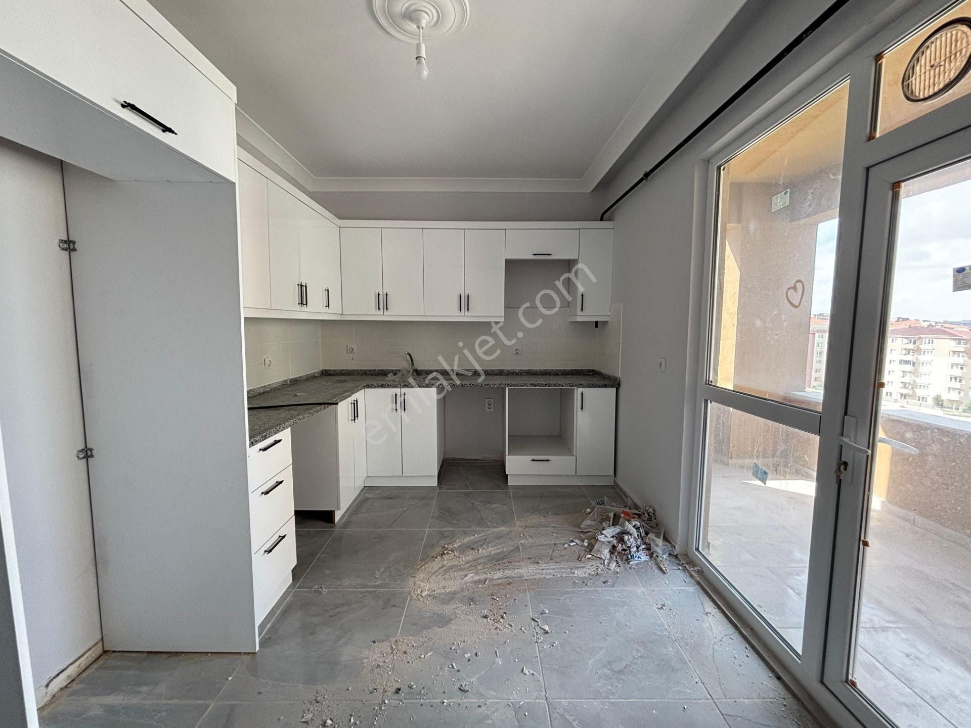 Güven'den Çerkezköy De %80kredi İmkanı Ara Kat Satılık 3+1 Daire - Görsel 5