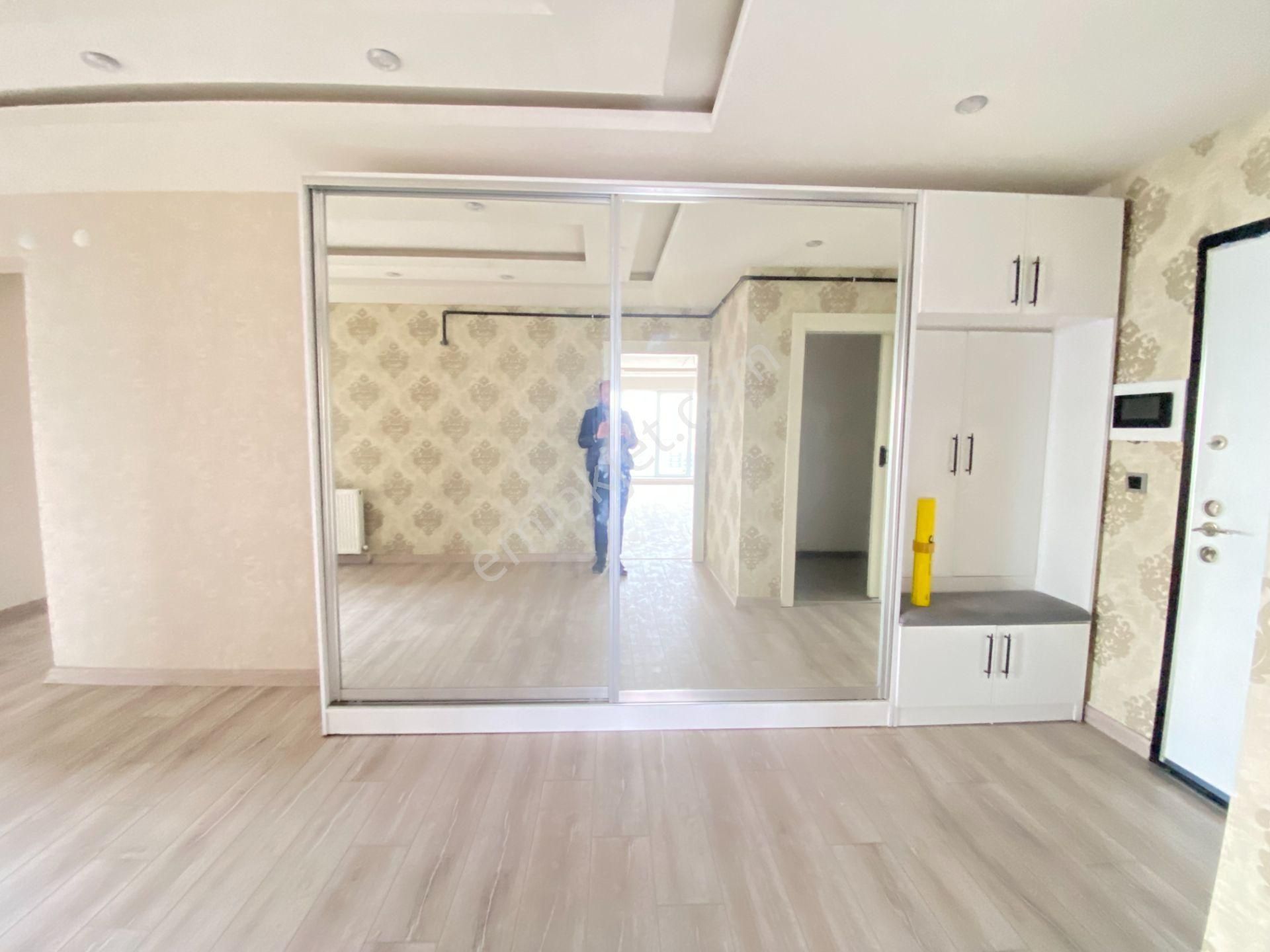 Gökçe Emlak'tn Sarayda Sitede Ultrageniş 4+1 Satılık Sıfır Daire - Görsel 29