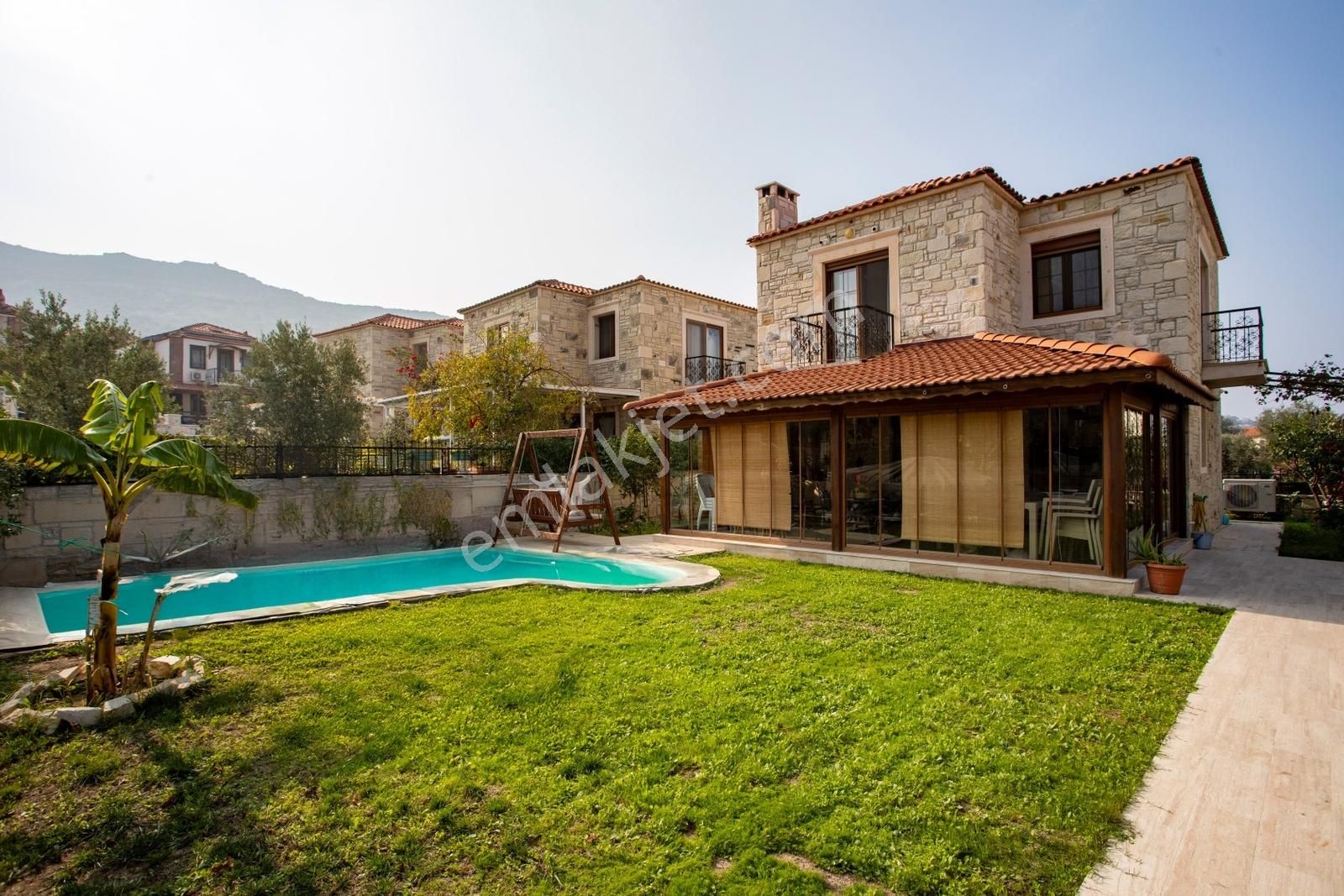 Eski Foça Atatürk Mah. Satılık 3+1 Tam Müstakil Havuzlu Villa - Görsel 23