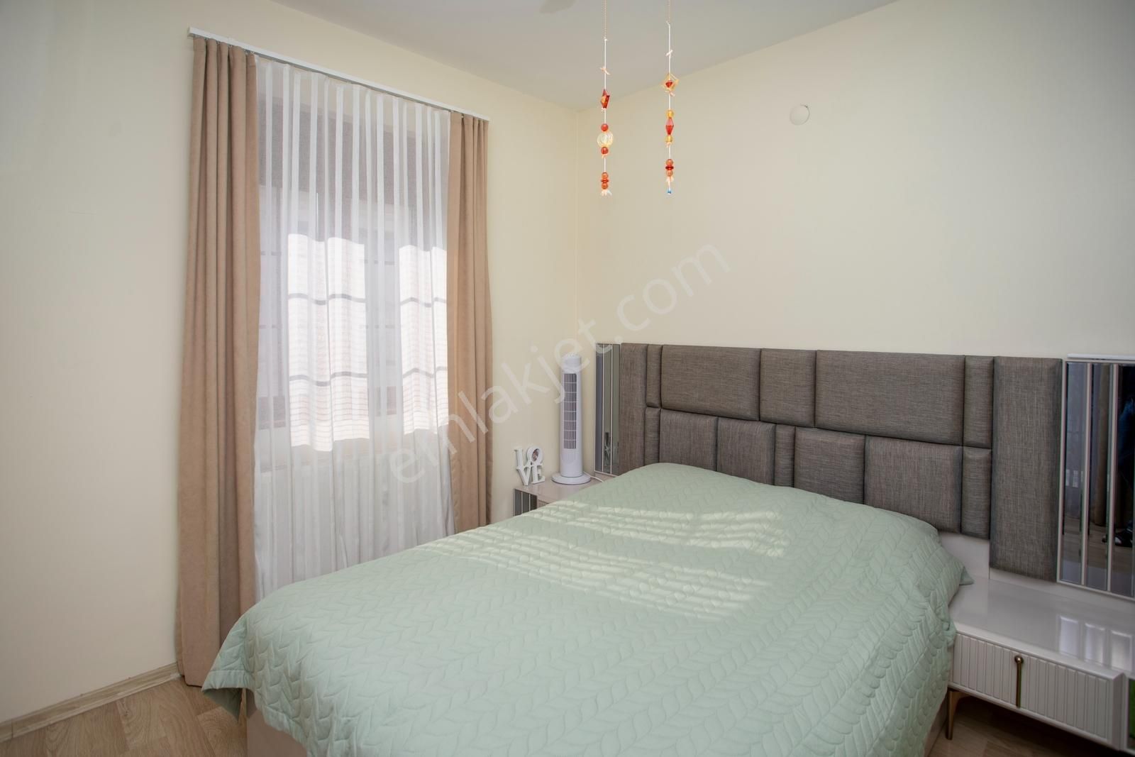 Eski Foça Atatürk Mah. Satılık 3+1 Tam Müstakil Havuzlu Villa - Görsel 13