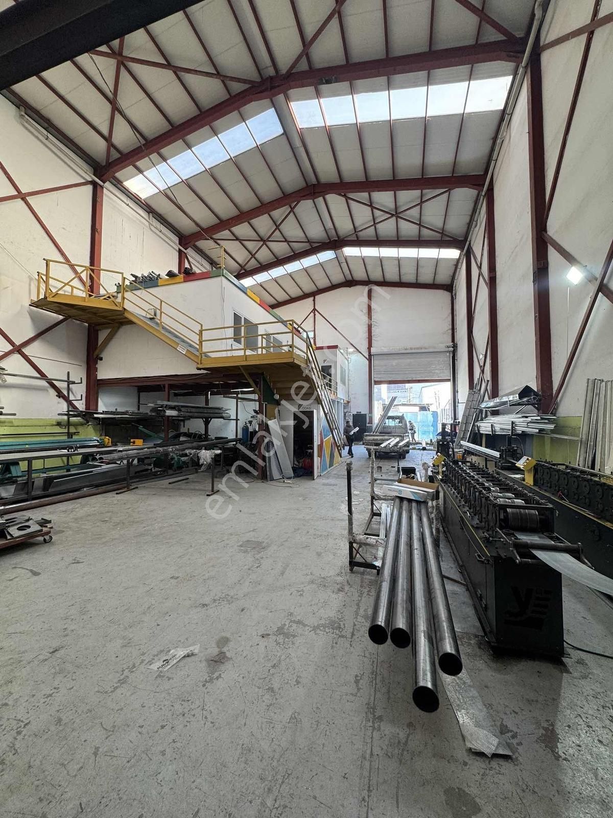 Esenyurt Akçaburgaz Sanayide Kiralik 360 M2 Müstakil - Görsel 6