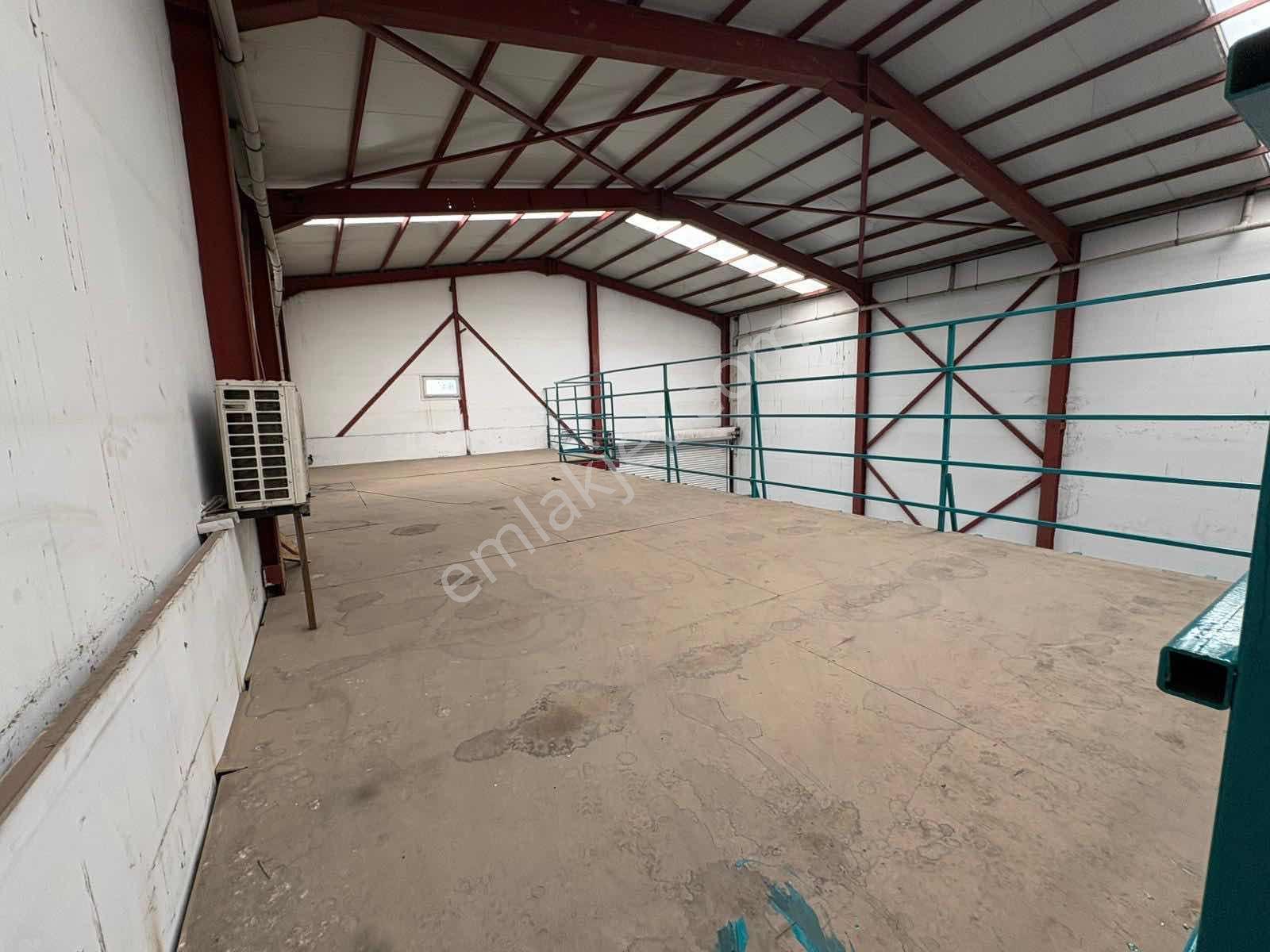 Esenyurt Akçaburgaz Sanayide Kiralik 400 M2 Müstakil - Görsel 9