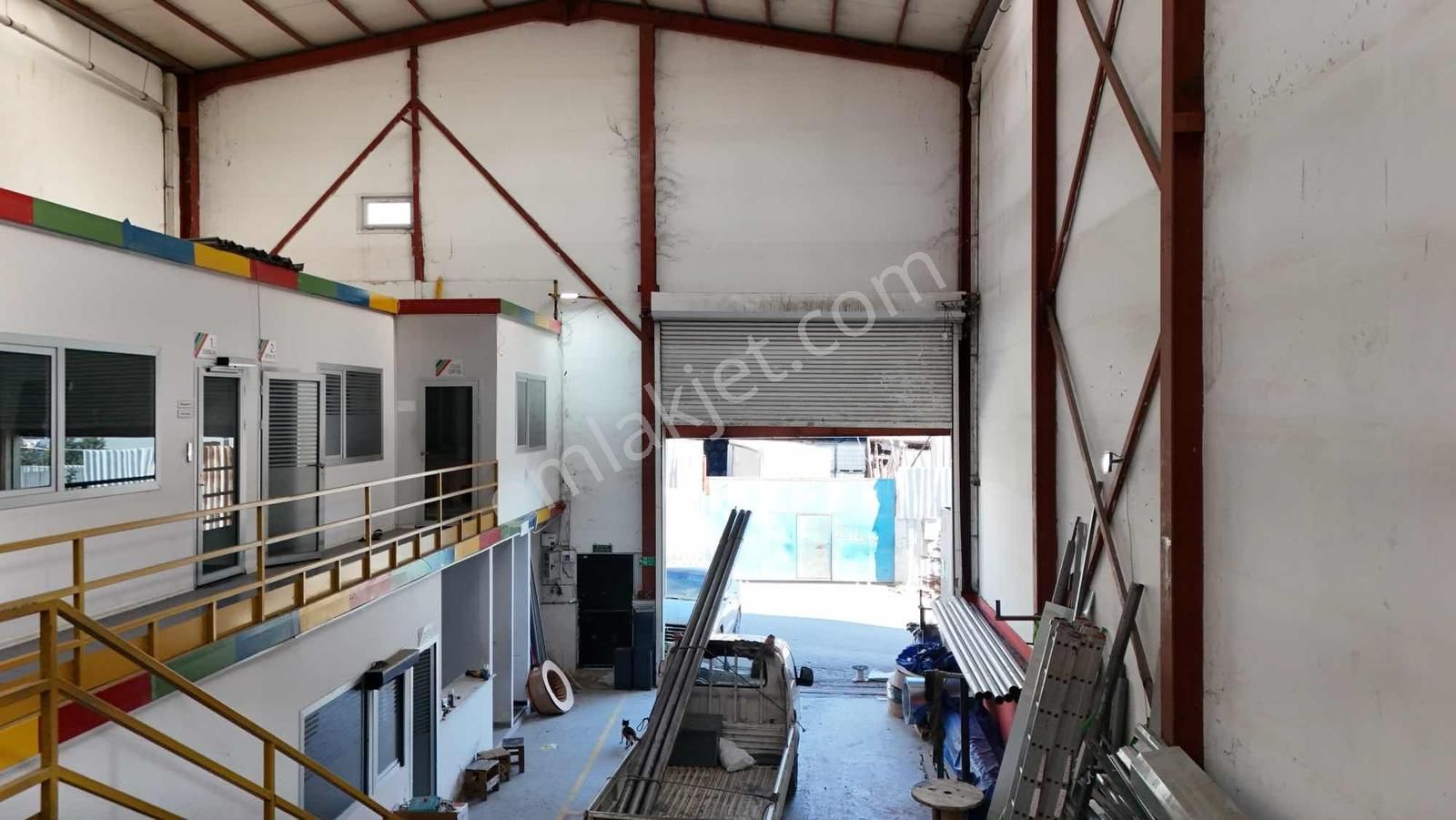 Esenyurt Akçaburgaz Sanayide Kiralik 360 M2 Müstakil - Görsel 3