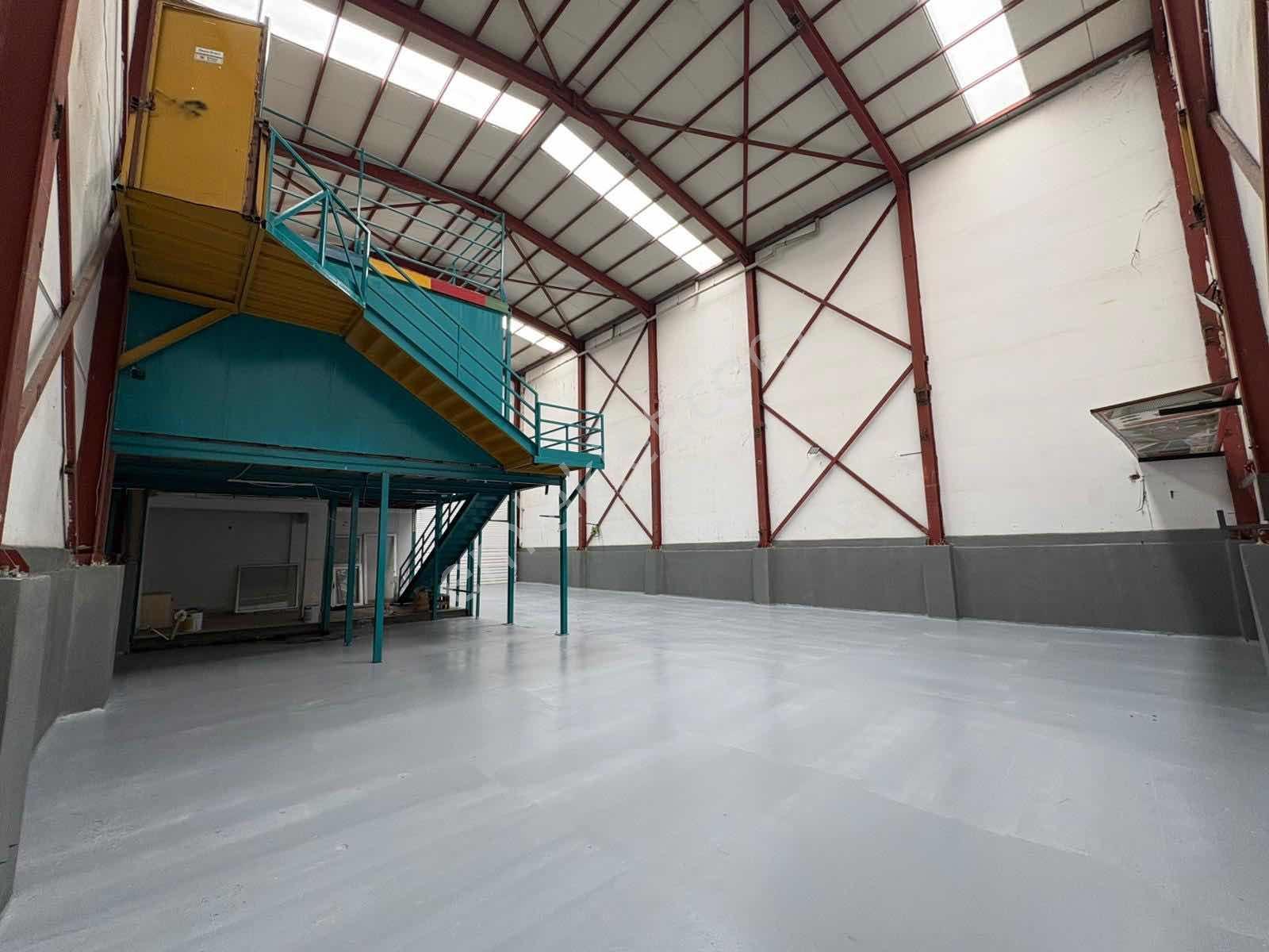 Esenyurt Akçaburgaz Sanayide Kiralik 400 M2 Müstakil - Görsel 5