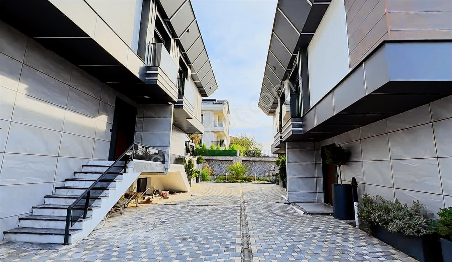 Beylikdüzü Gürpınarda Satılık Villa - Görsel 27