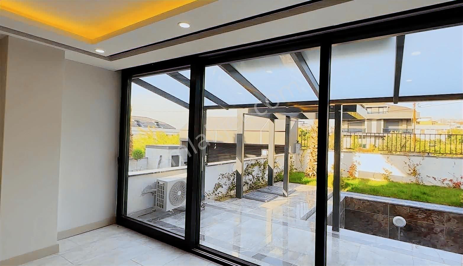 Beylikdüzü Gürpınarda Satılık Villa - Görsel 17