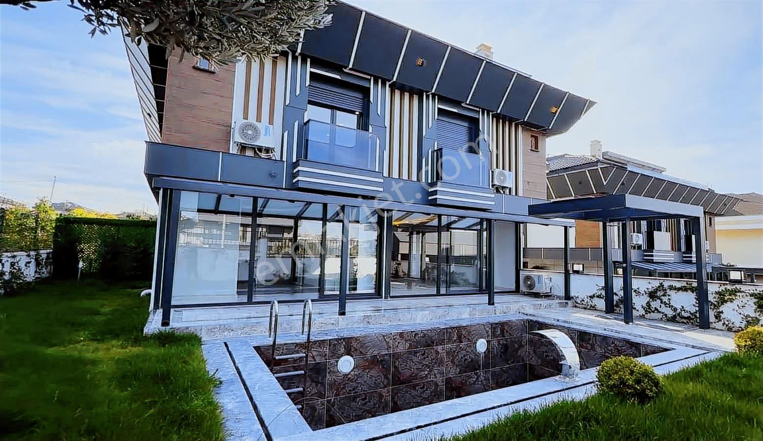 Beylikdüzü Gürpınarda Satılık Villa - Görsel 26