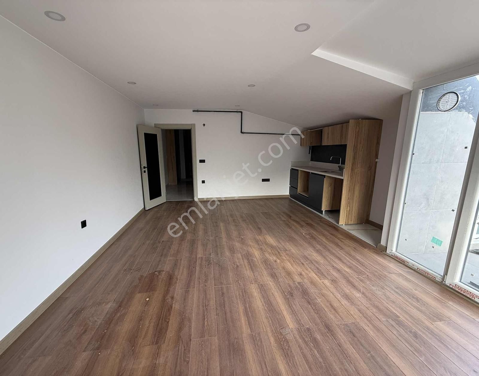 Beylikdüzü Kavaklıda Satılık Dubleks Daire - Görsel 2