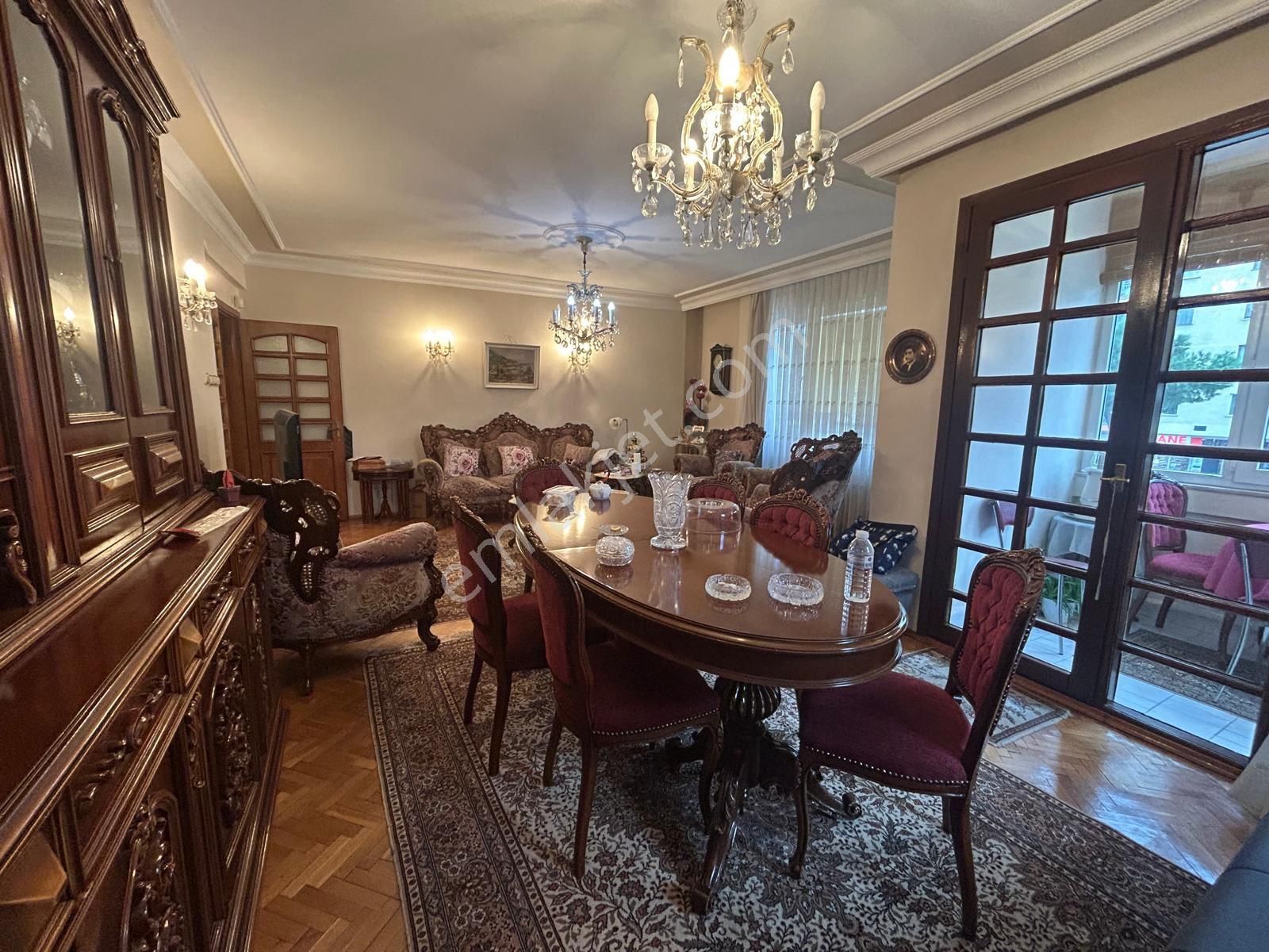 Minibüs Caddesi Üzerinde Geniş Arsa Paylı Fırsat 3+1 Net 125m² - Görsel 7