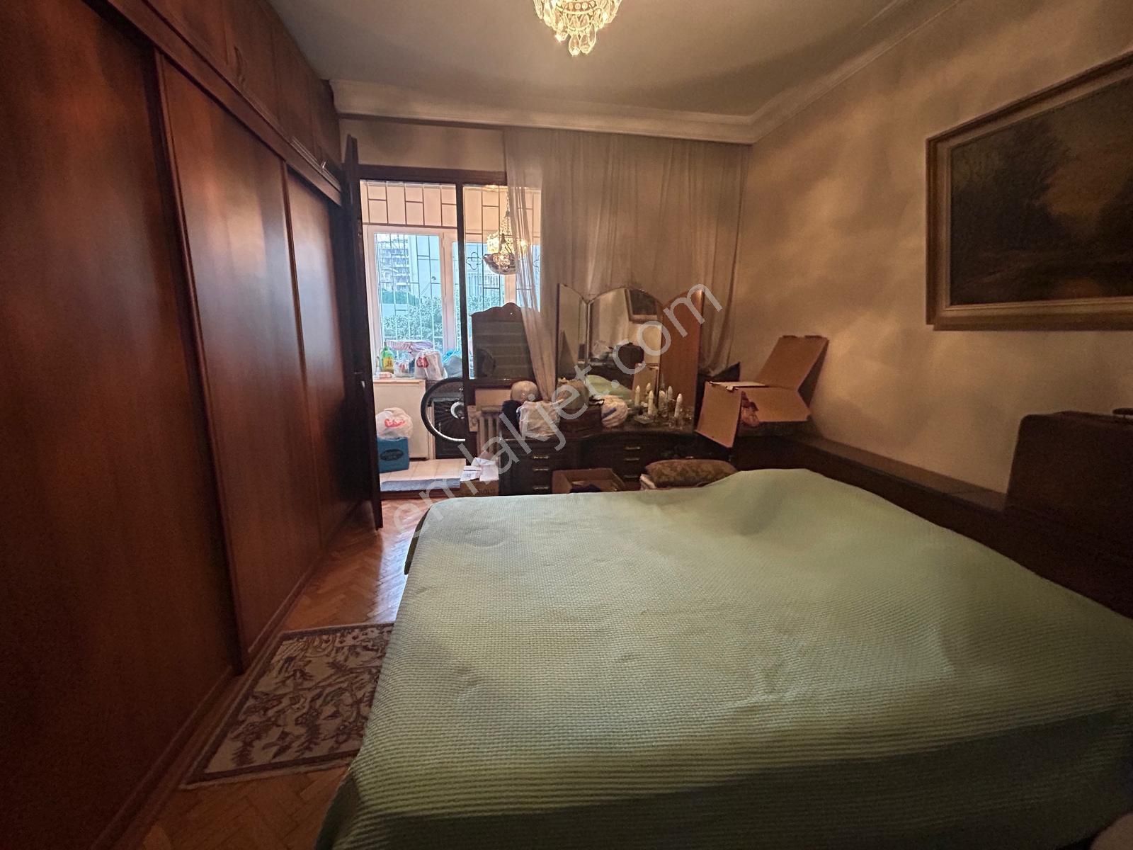 Minibüs Caddesi Üzerinde Geniş Arsa Paylı Fırsat 3+1 Net 125m² - Görsel 20