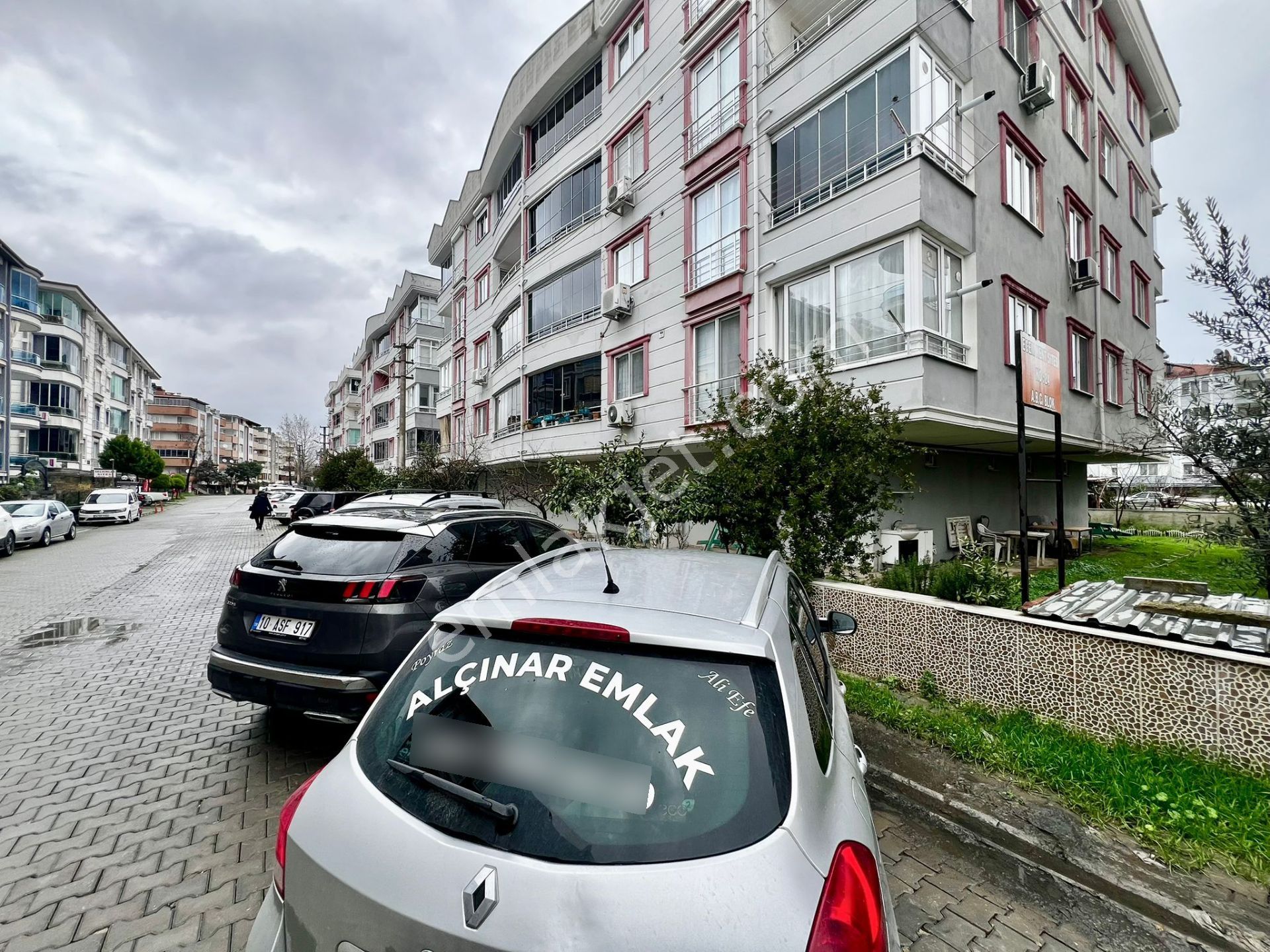 ✅✅alçınar Emlaktan Asansörlü Geniş Balkon Öncephe 3+1✅✅