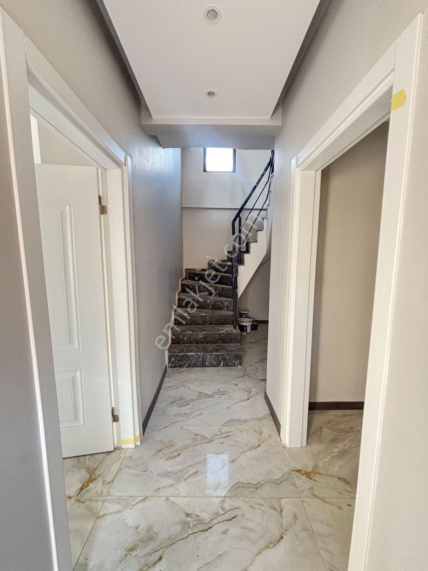 İzmir Seferihisar Ürkmez’de Denize 1100 Metre Satılık 3+1 Müstakil Villa - Görsel 11
