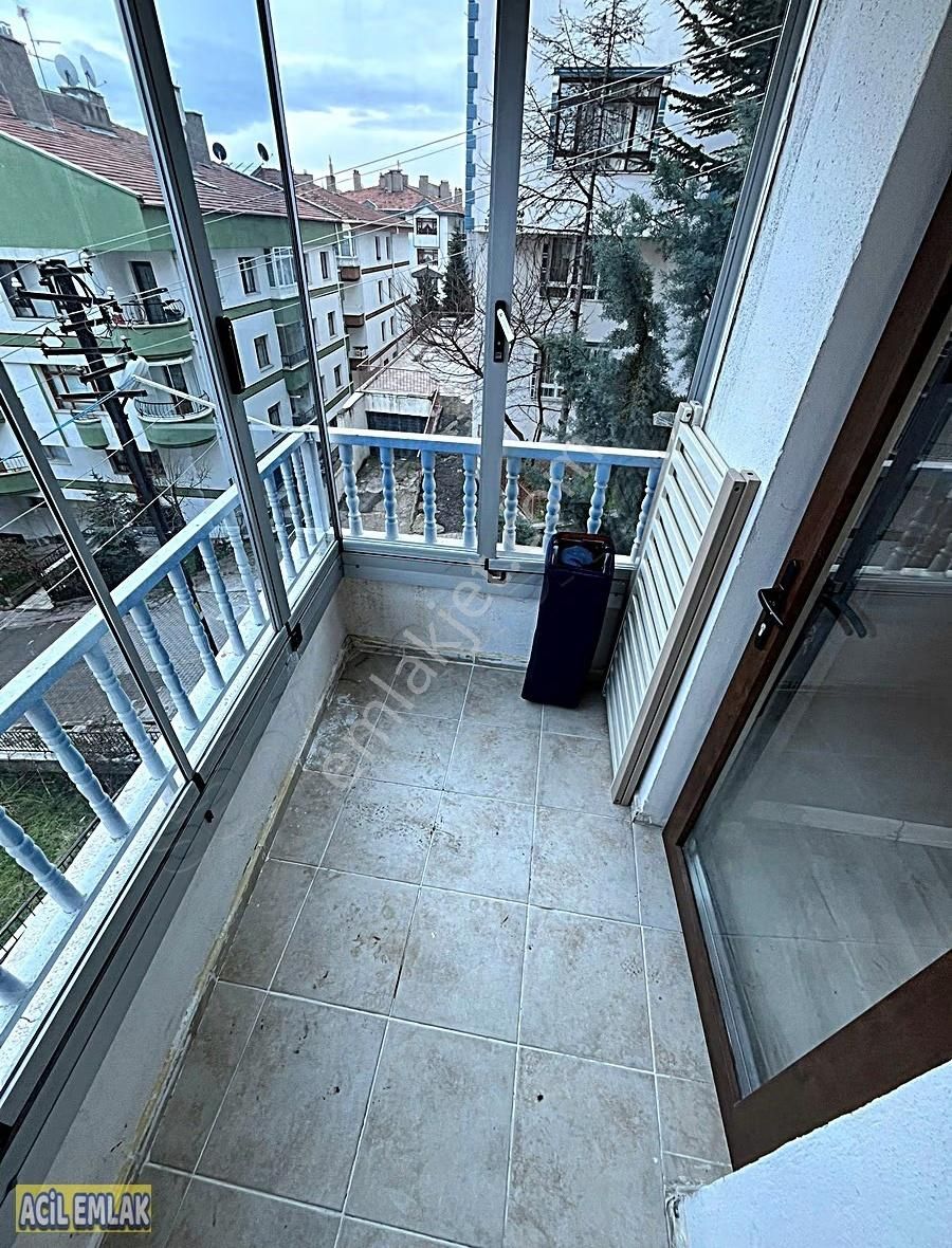 Acil Emlaktan Kat Konumunda Full Yapılı Kiralık Daire - Görsel 7