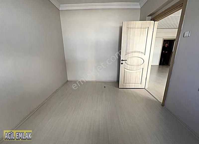 Acil Emlaktan Hastane Yakını Yapılı Kiralık Daire - Görsel 14