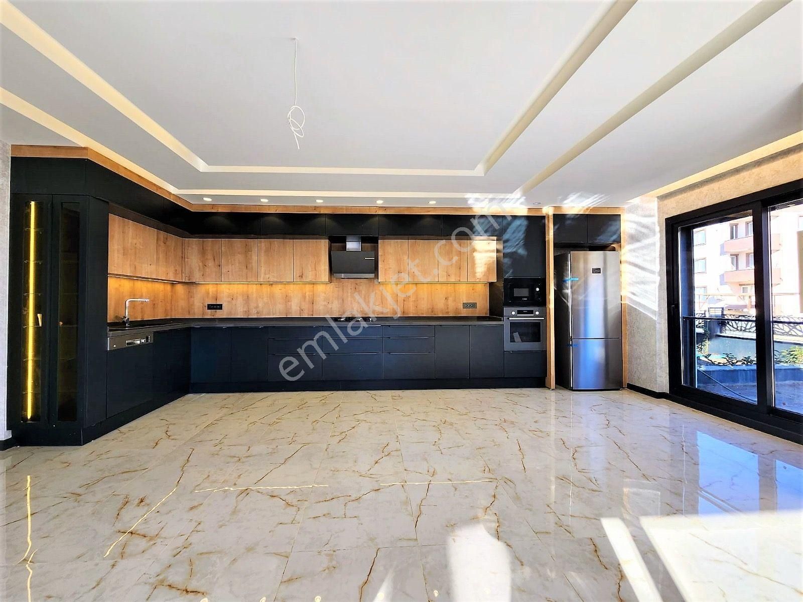 İzmir Seferihisar Camikebir'de Satılık Geniş Bahçeli Ultra Lüks 3+1 Villa - Görsel 24