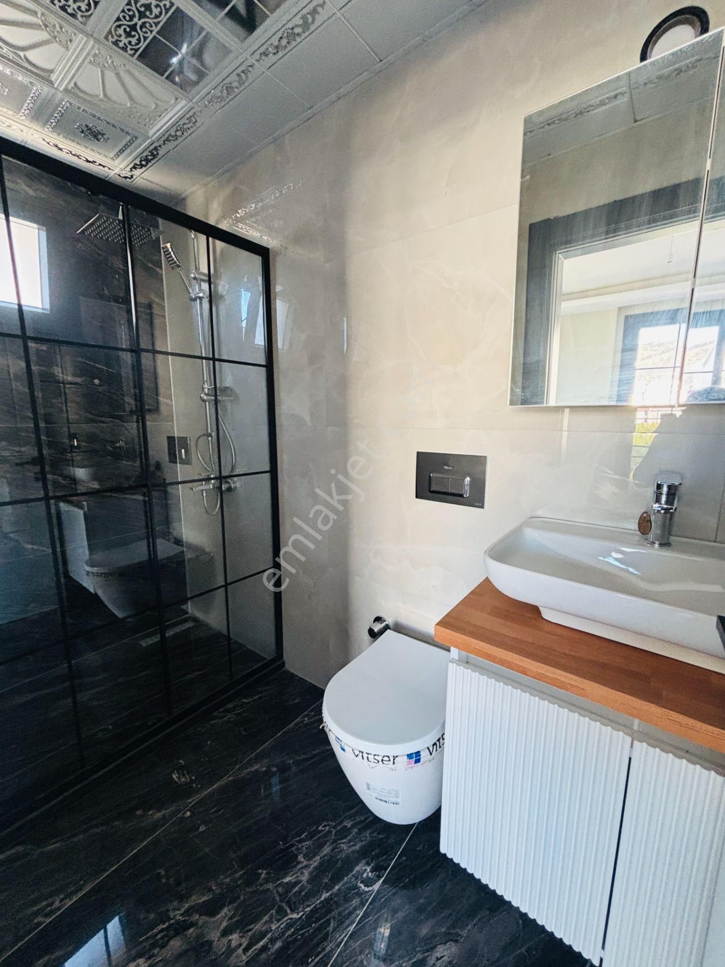 İzmir Seferihisar Doğanbey'de Bağımsız Havuzlu Geniş Bahçeli Satılık 3+1 Villa - Görsel 32