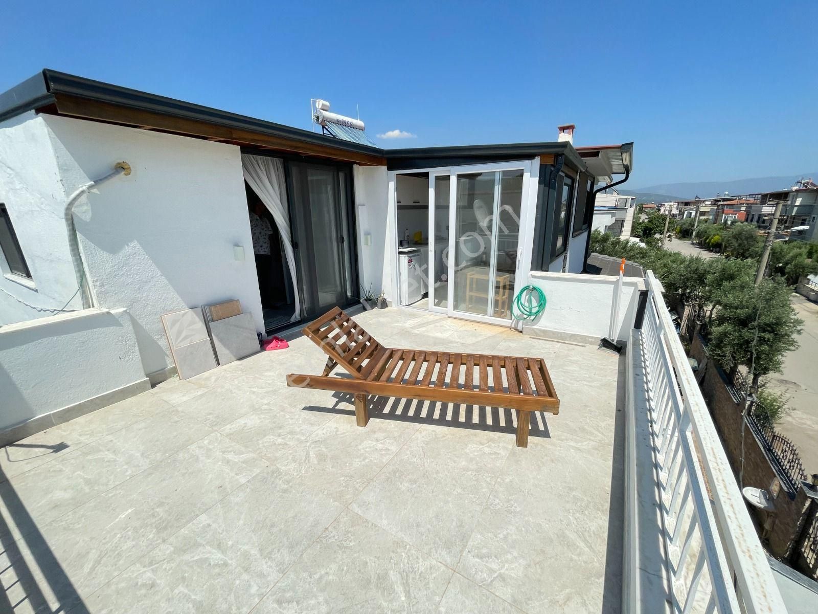 İzmir Seferihisar Doğanbey'de Otoparklı Geniş Bahçeli Ferah Satılık 3+1 Villa - Görsel 23