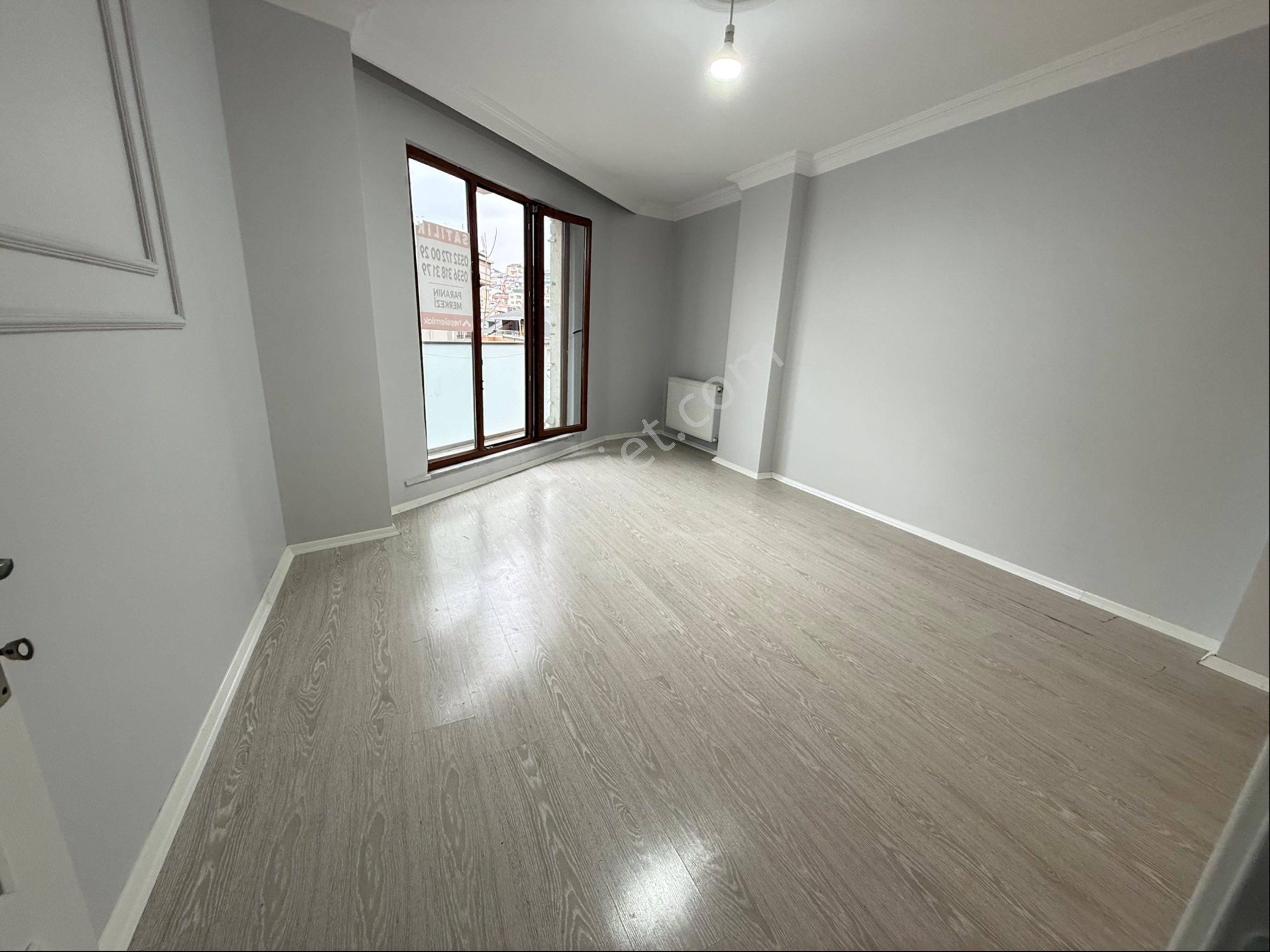 Cadde Arkası 1.kat Ayrı Mutfaklı Geniş Ferah 1+1 Lüks Daire - Görsel 6