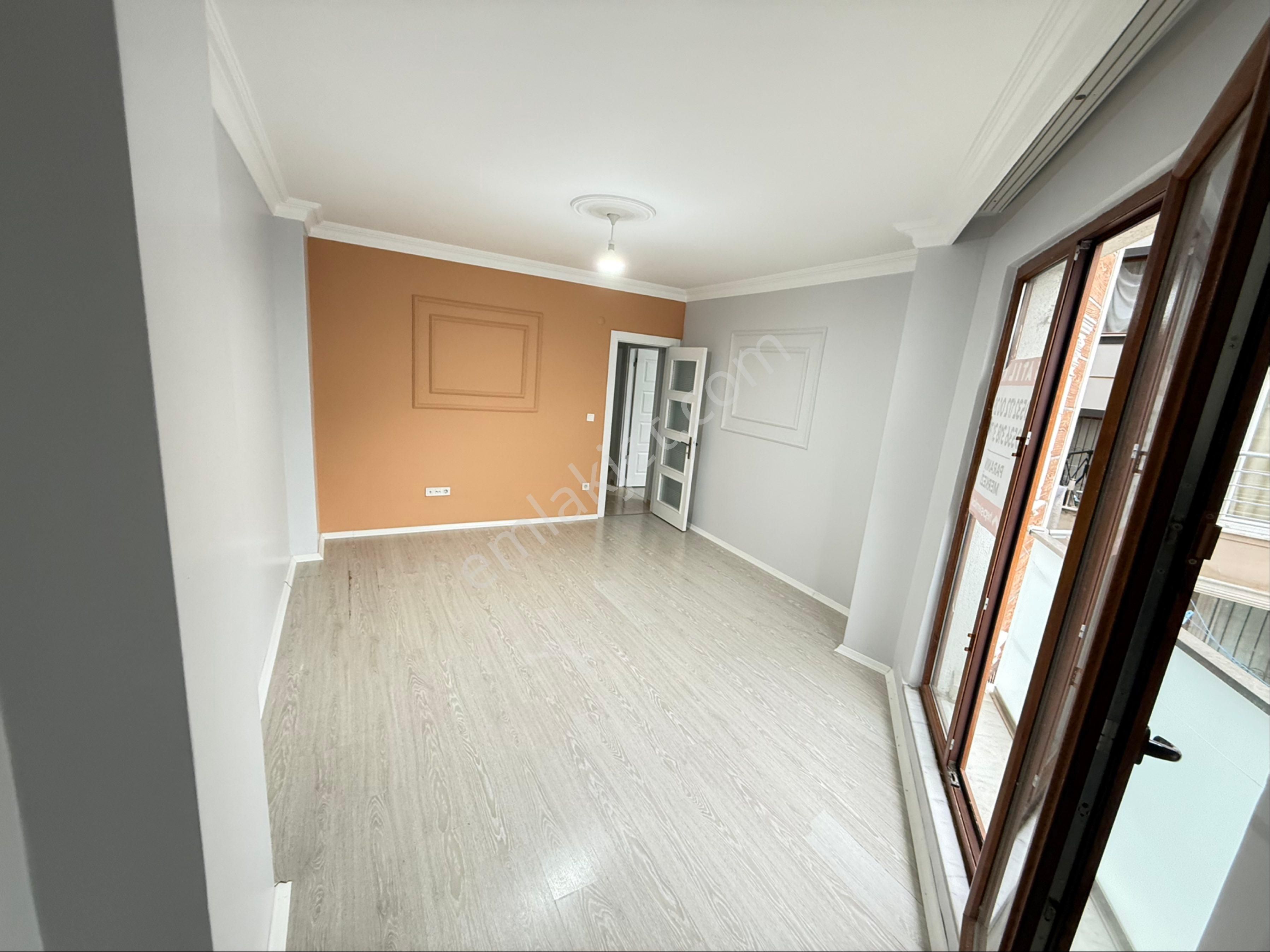 Cadde Arkası 1.kat Ayrı Mutfaklı Geniş Ferah 1+1 Lüks Daire - Görsel 7