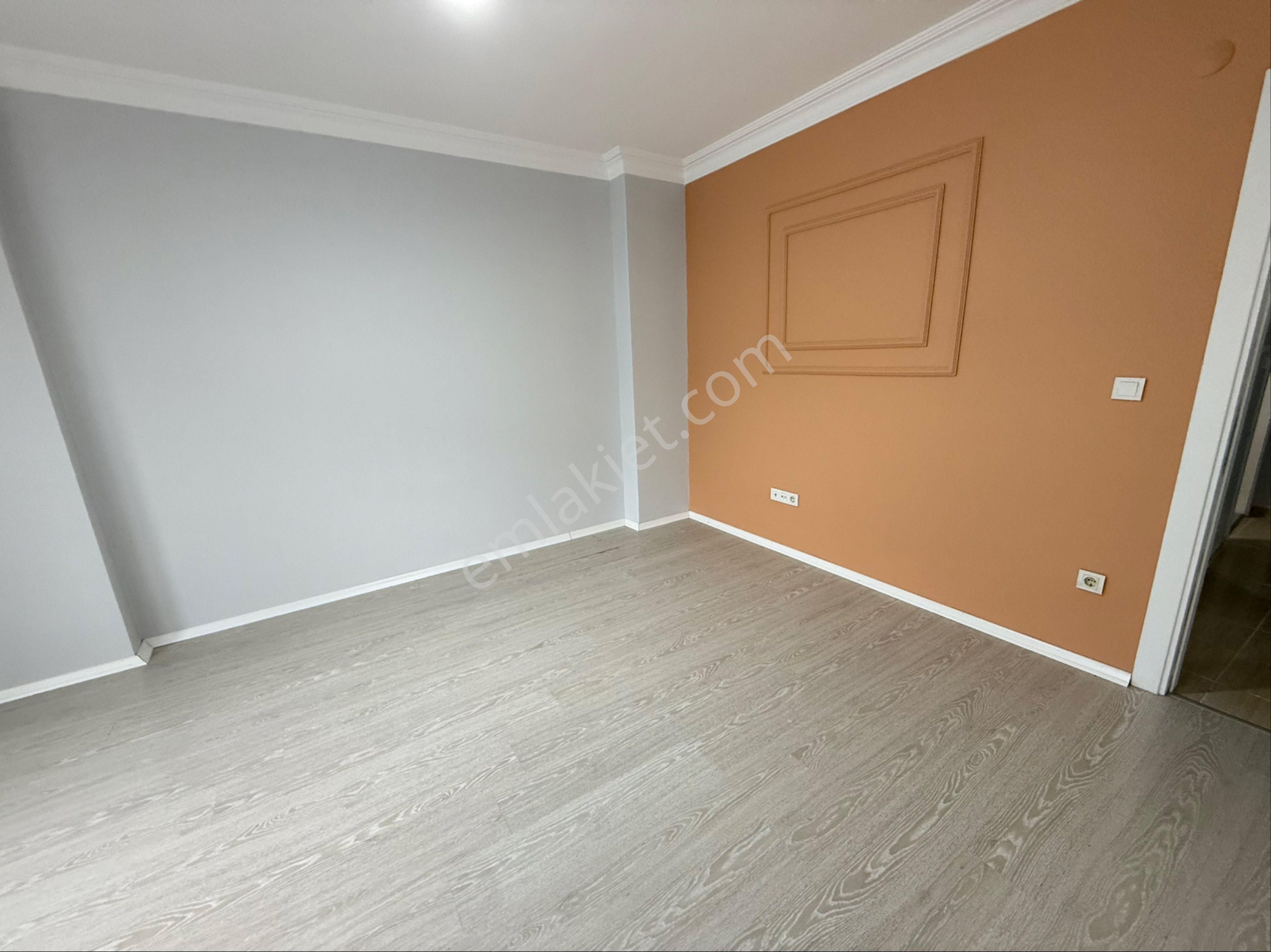 Cadde Arkası 1.kat Ayrı Mutfaklı Geniş Ferah 1+1 Lüks Daire - Görsel 9