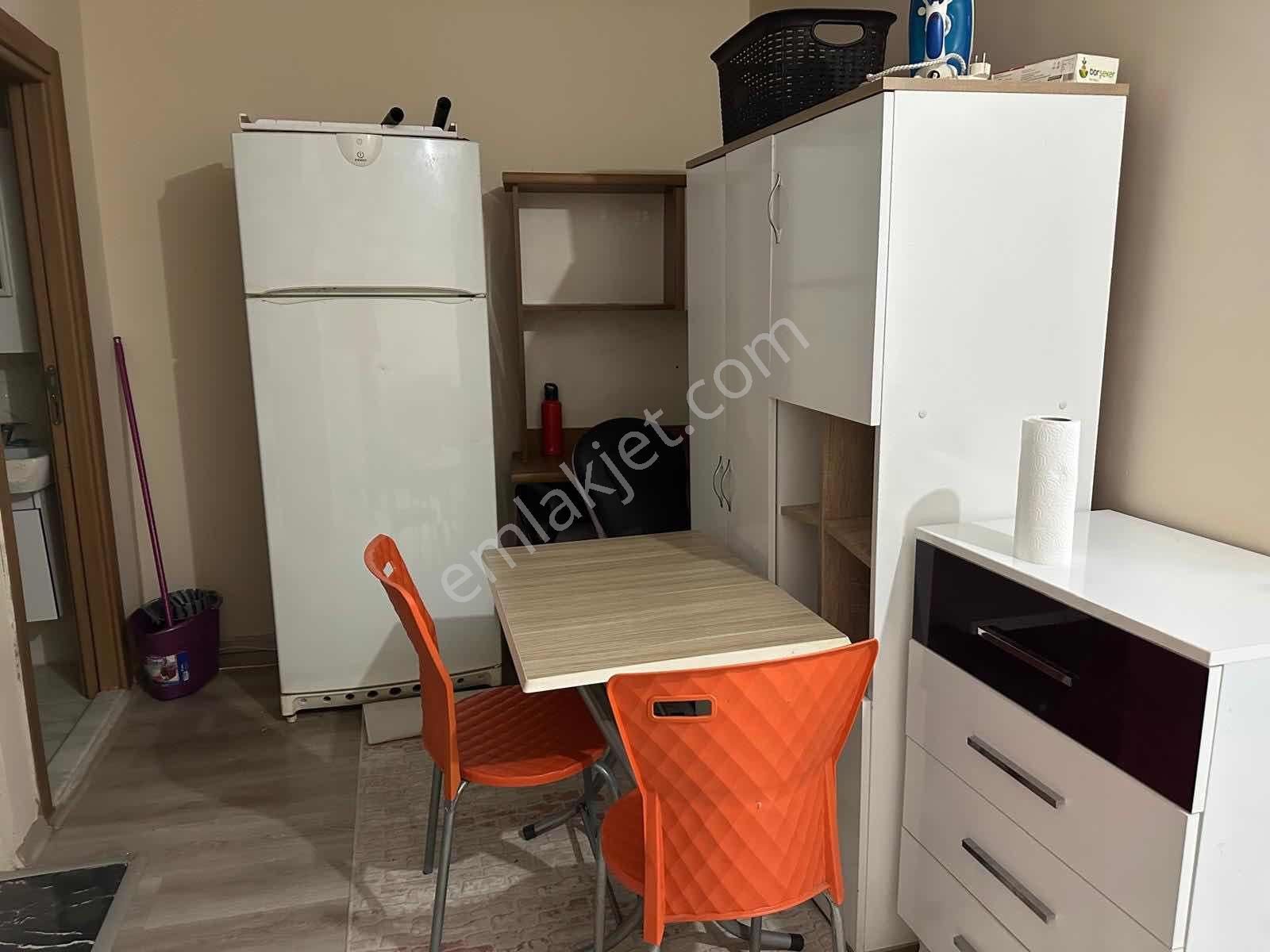 Gülveren Mahallesinde 1+1 Eşyalı Kiralık Daire - Görsel 3