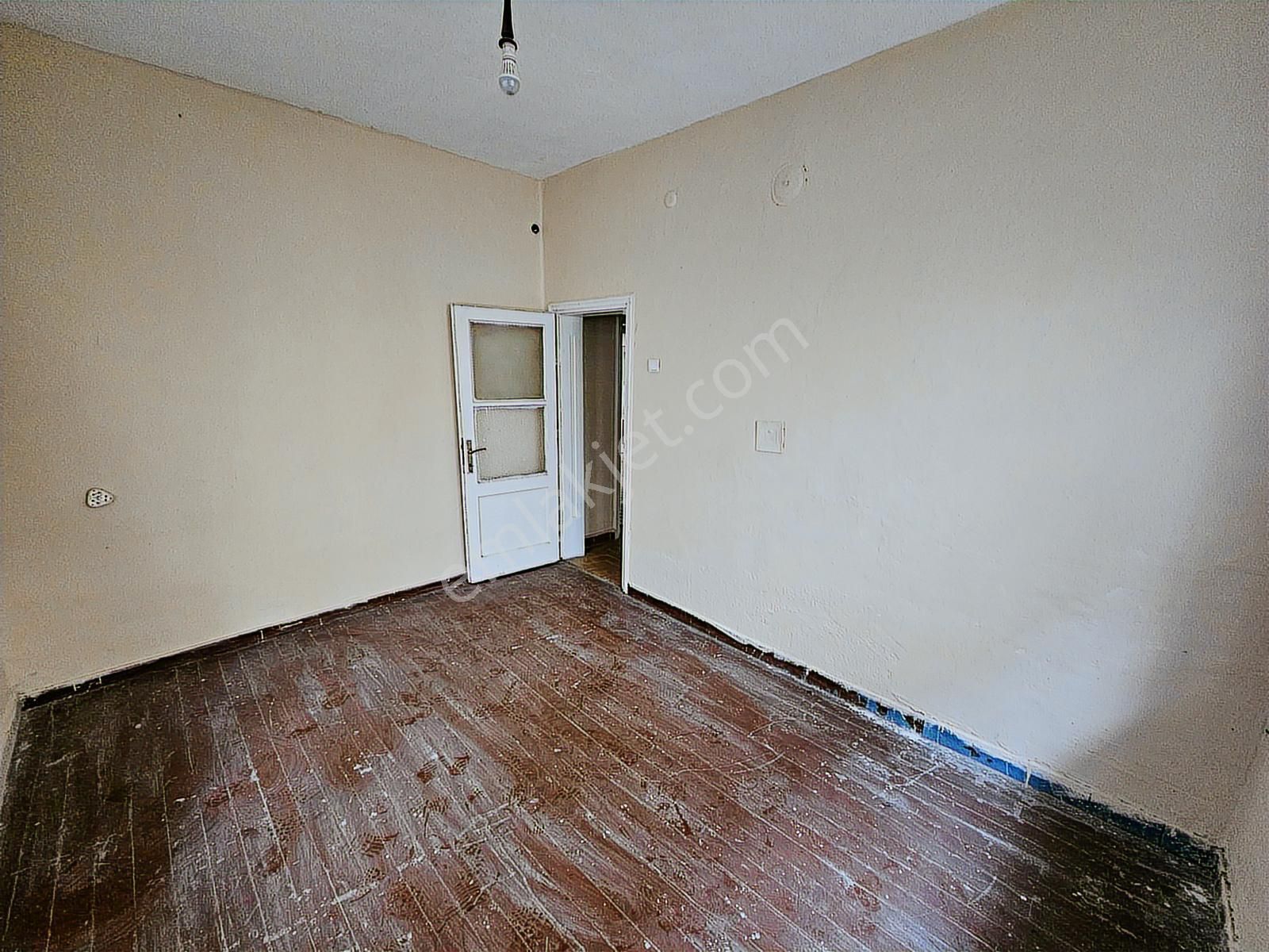 Re/max Arma'dan Hürriyet Mah. Kiralık 3+1 Müstakil Bahçeli - Görsel 13