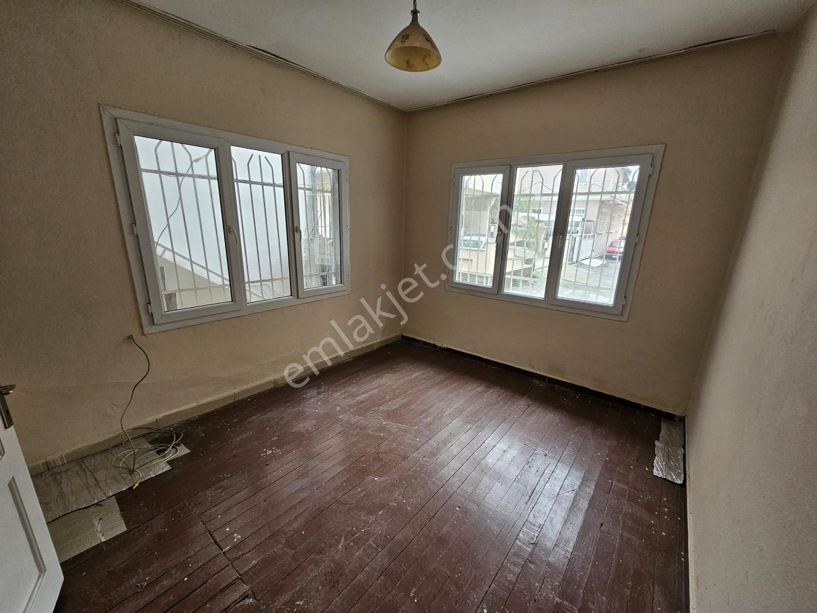 Re/max Arma'dan Hürriyet Mah. Kiralık 3+1 Müstakil Bahçeli - Görsel 5