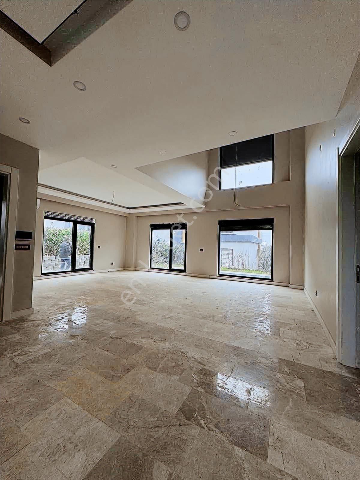 Önerler Mahallesi Site İçerisinde Müstakil Havuzlu Villa - Görsel 11