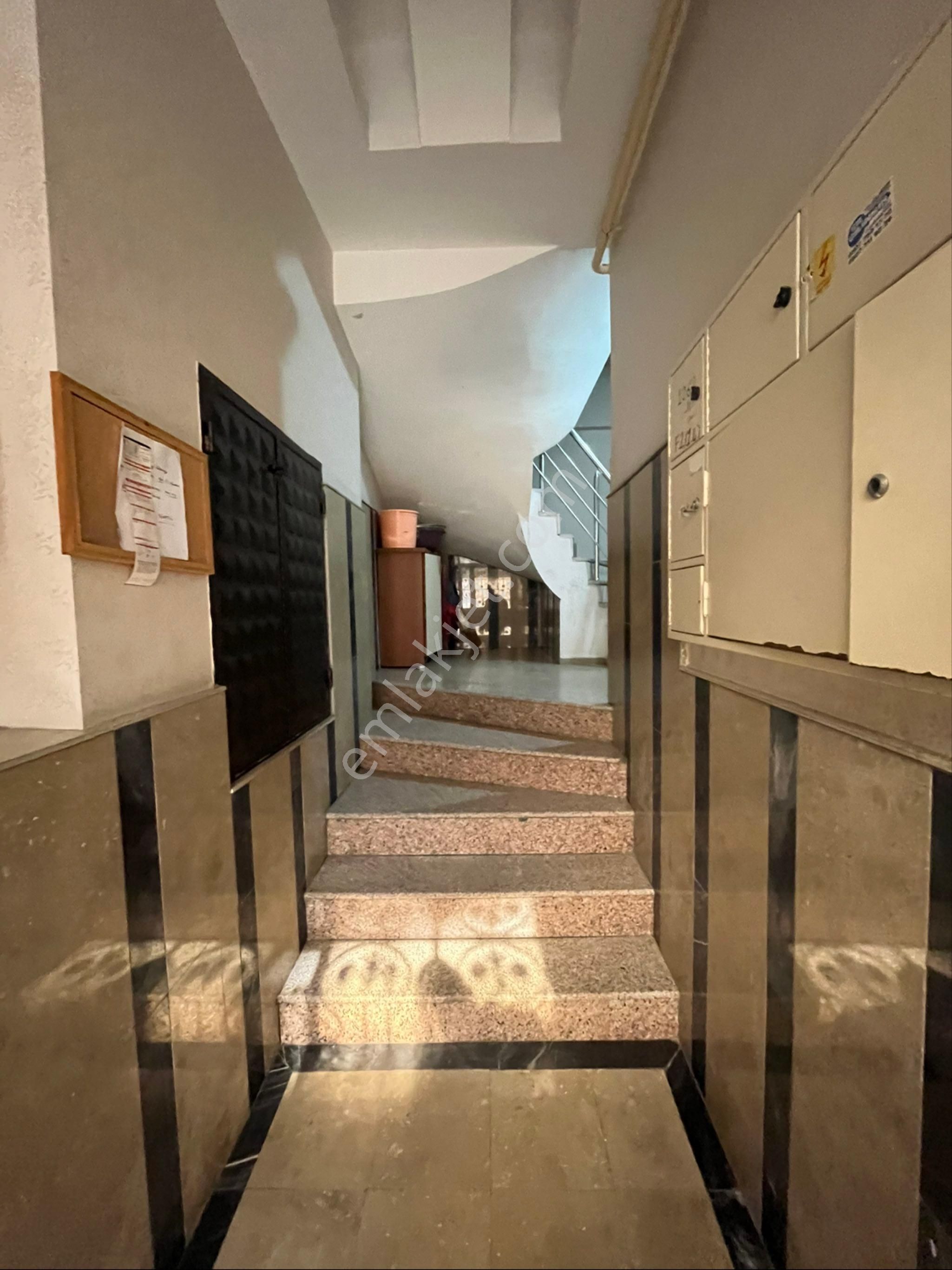 İzmir Konak Atilla Mah 3+1 Satılık Daire - Görsel 28