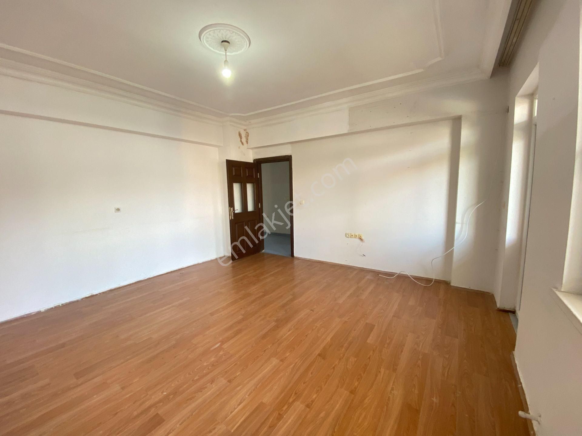 Kepez Kuzeyyaka Mah. 3+1 Ayrı Mutfaklı Kiralık Daire - Görsel 3