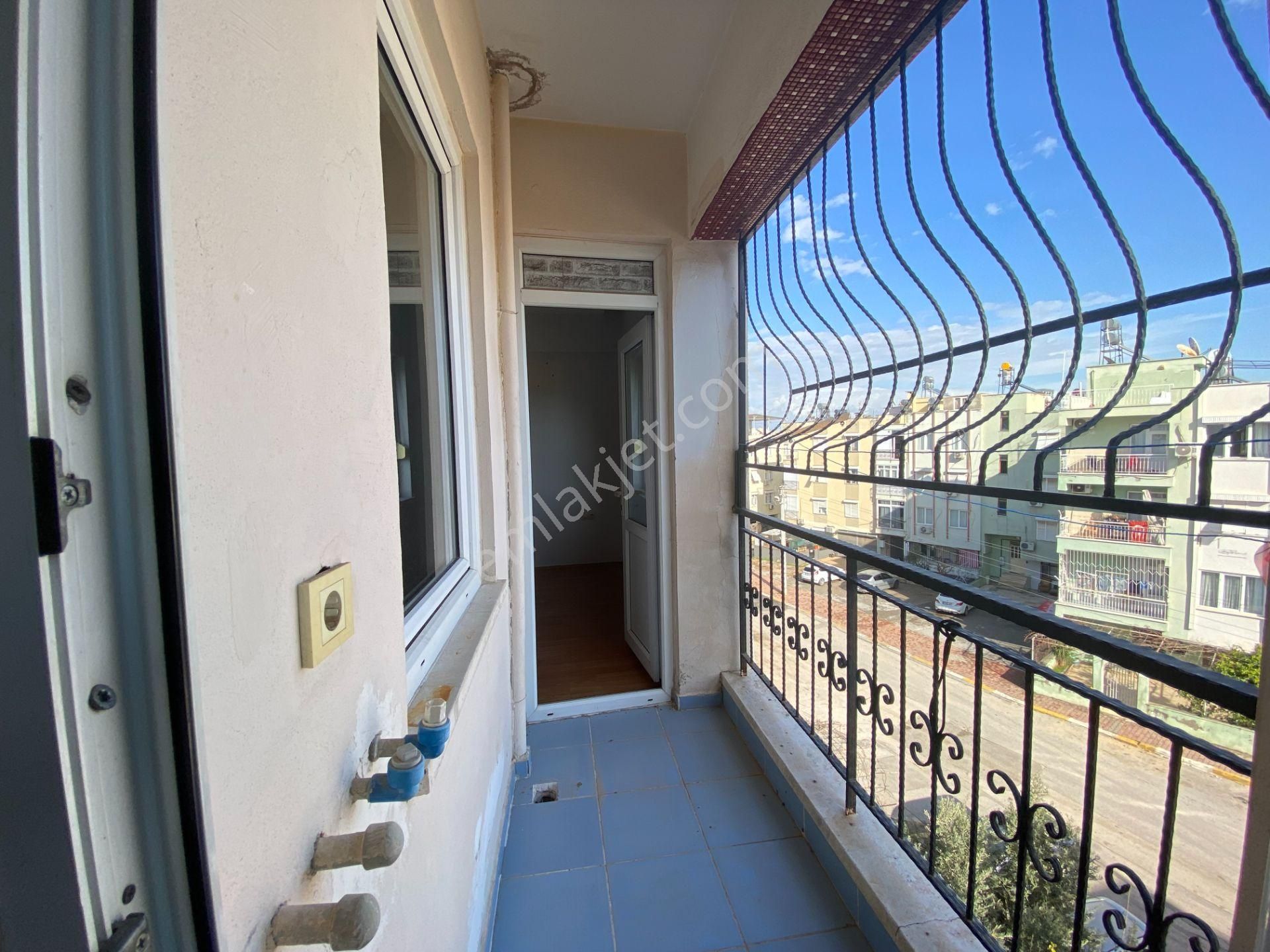 Kepez Kuzeyyaka Mah. 3+1 Ayrı Mutfaklı Kiralık Daire - Görsel 12