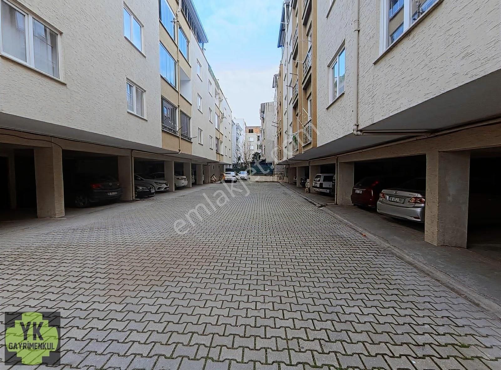 Kiralık Emek Fsm 2+1 Arakat 100 M2 Daire Metro Asansör Otopark - Görsel 2