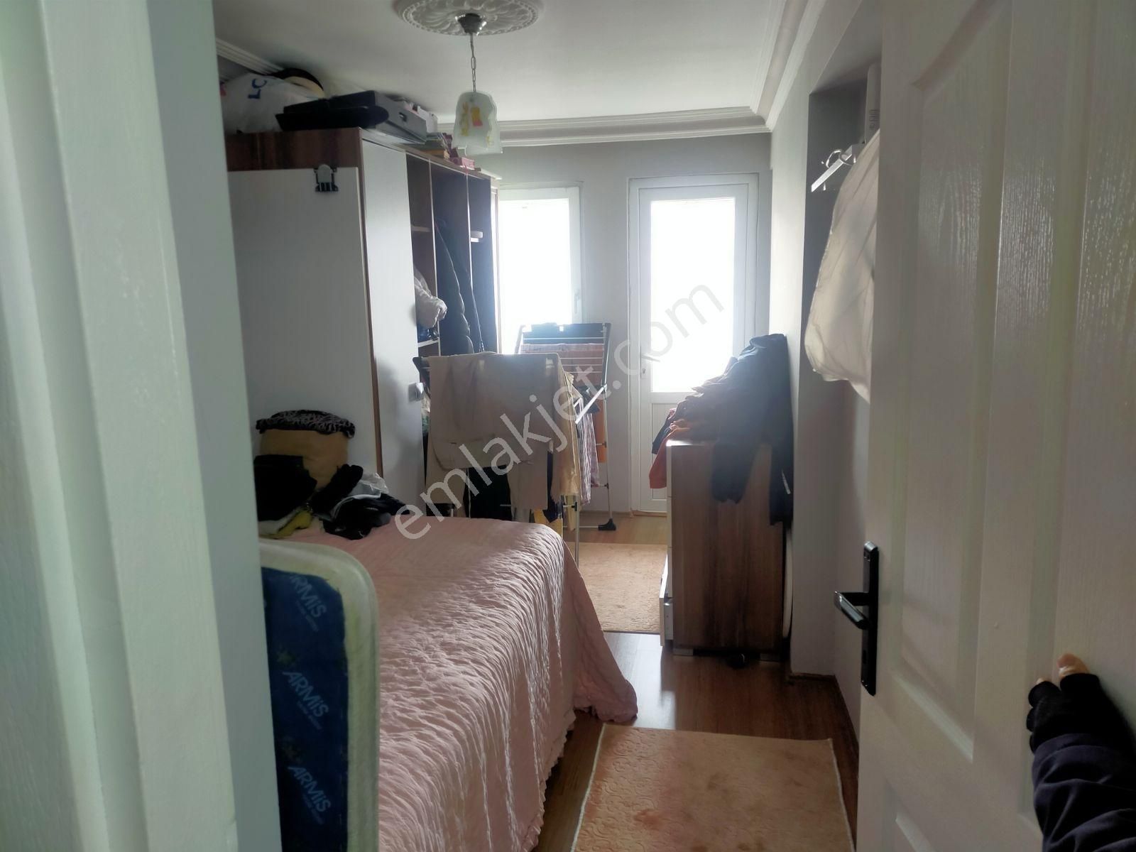 Cumhuriyet Mahallesi Lozan Caddesinde 3+1 Daire - Görsel 4