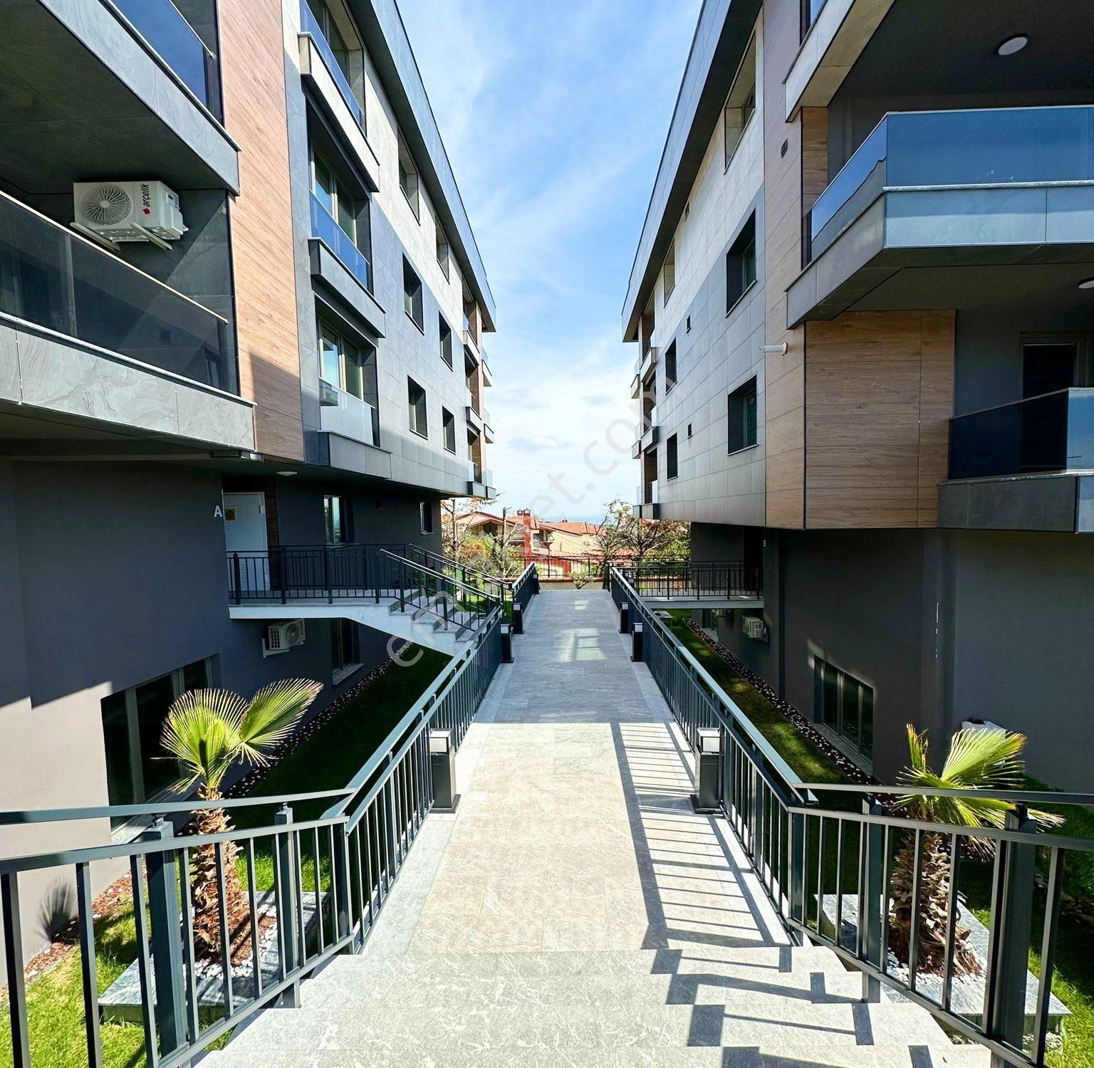 Beylikdüzü Kavaklı'da 3+1 Müstakil Bahçeli Villa Tadında Daire - Görsel 30