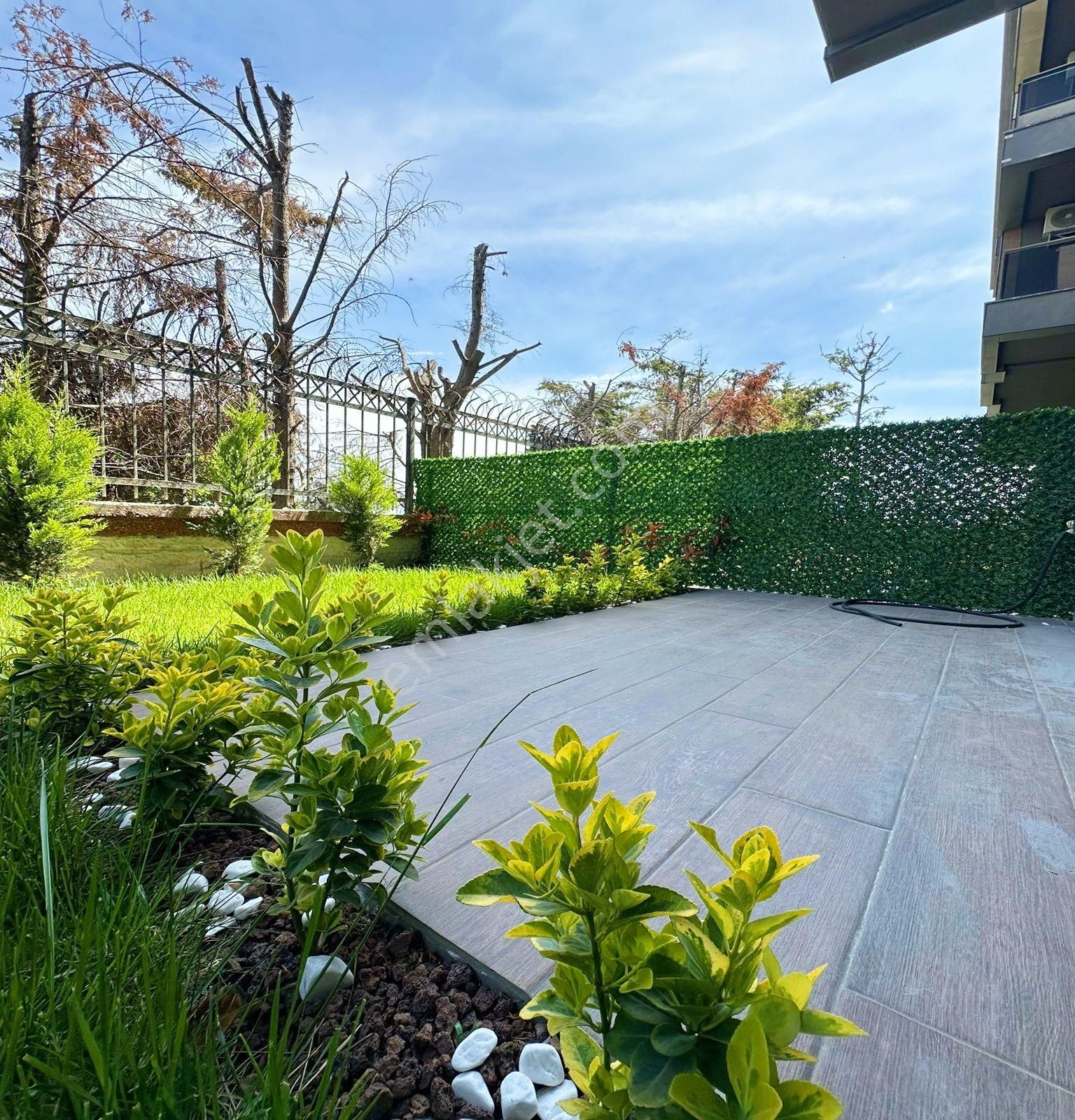 Beylikdüzü Kavaklı'da 3+1 Müstakil Bahçeli Villa Tadında Daire - Görsel 7