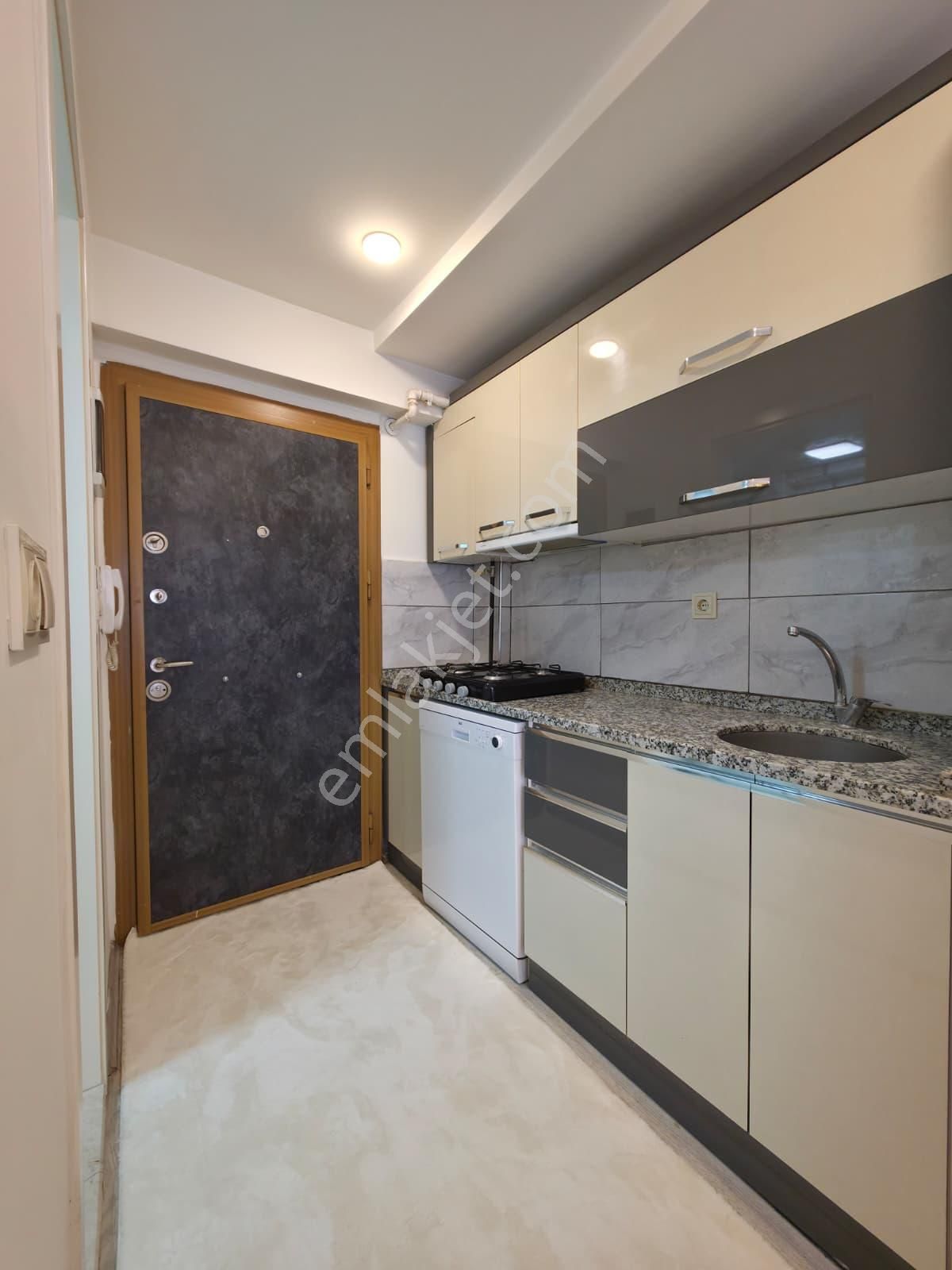 Arakat Asansörlü Lüx Full Eşyalı Yatırımlık 1+1 Satılık Apart - Görsel 8