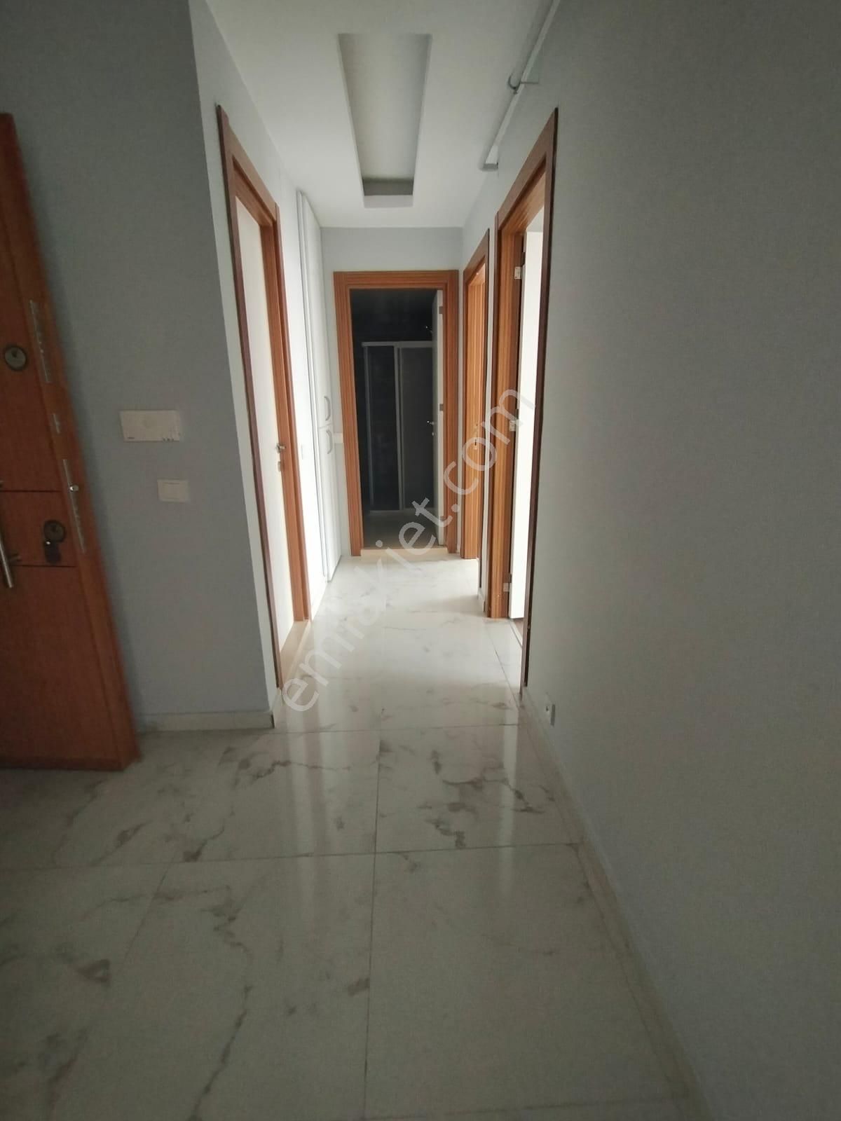 Birlik Gayrimenkulden Osmangazide 2+1 İskanlı Site İçerisinde Fırsat Satılık Daire - Görsel 2