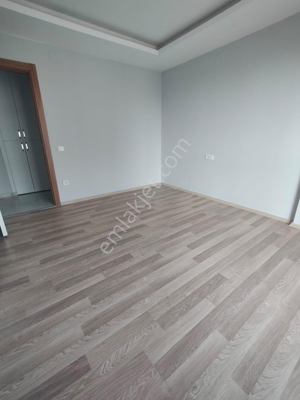 Birlik Gayrimenkulden Osmangazide 2+1 İskanlı Site İçerisinde Fırsat Satılık Daire - Görsel 12