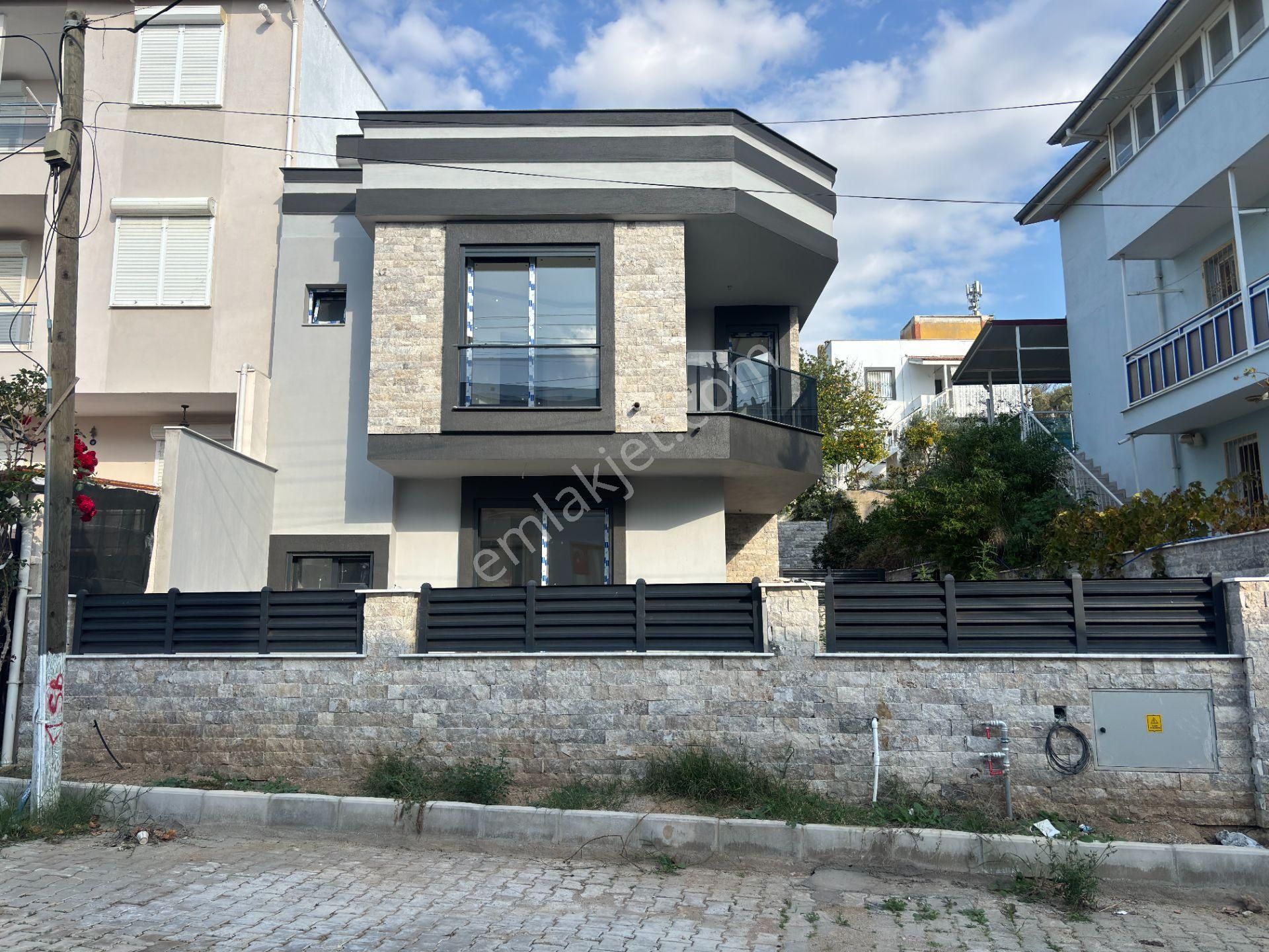 İzmir Seferihisar Ürkmez’de Denize 600 Metre Satılık 2+1 Villa - Görsel 3