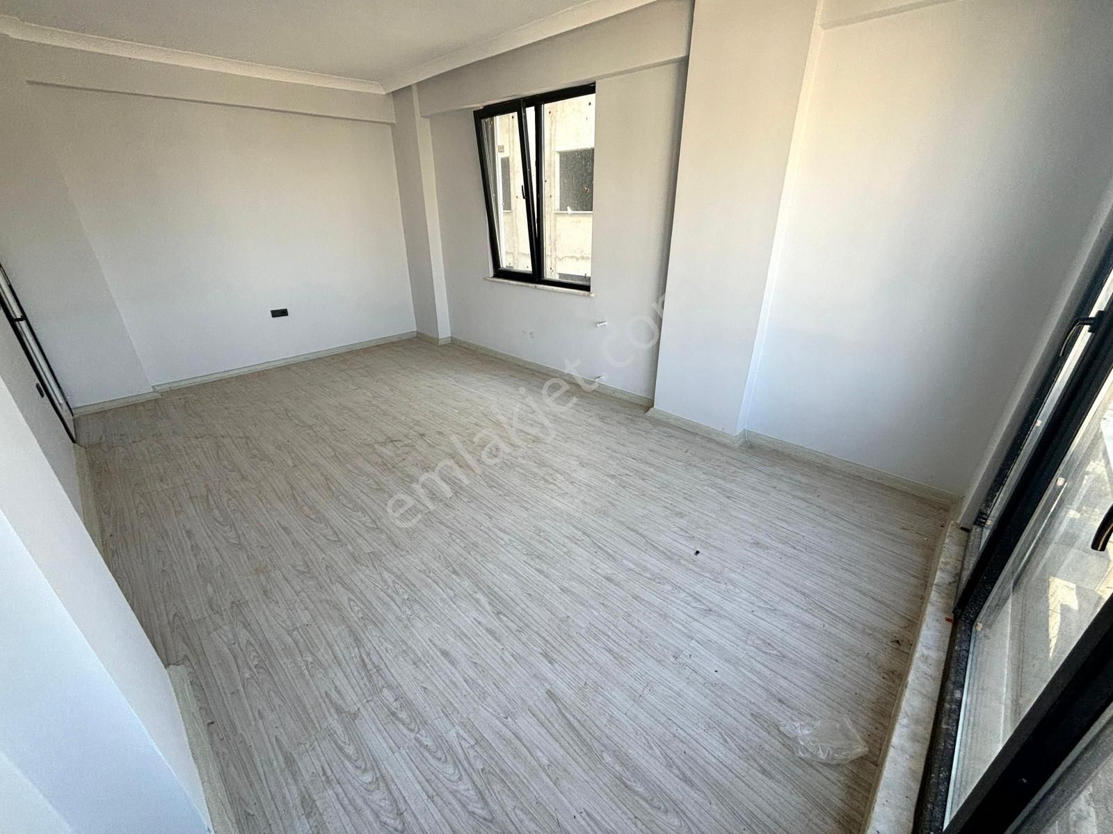 🏡 Referans'tan Altınkum'da Ön Cephe Ebeveyn Banyolu Yeni Bina 2+1 Daire - Görsel 5