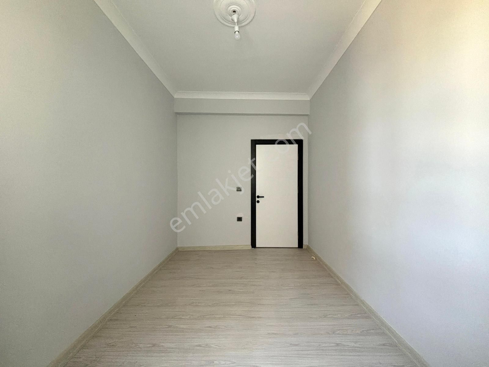 🏡 Referans'tan Altınkum'da Ön Cephe Ebeveyn Banyolu Yeni Bina 2+1 Daire - Görsel 10