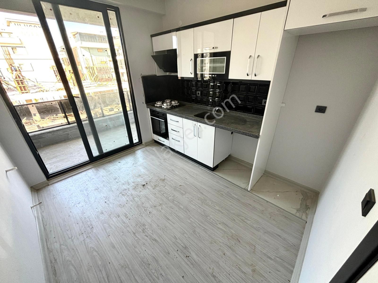 🏡 Referans'tan Altınkum'da Ön Cephe Ebeveyn Banyolu Yeni Bina 2+1 Daire - Görsel 25