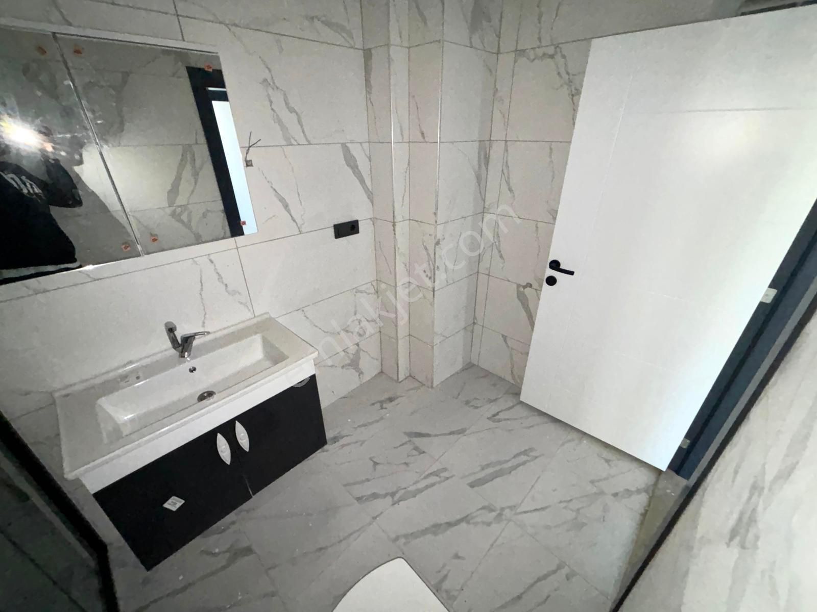 🏡 Referans'tan Altınkum'da Ön Cephe Ebeveyn Banyolu Yeni Bina 2+1 Daire - Görsel 20