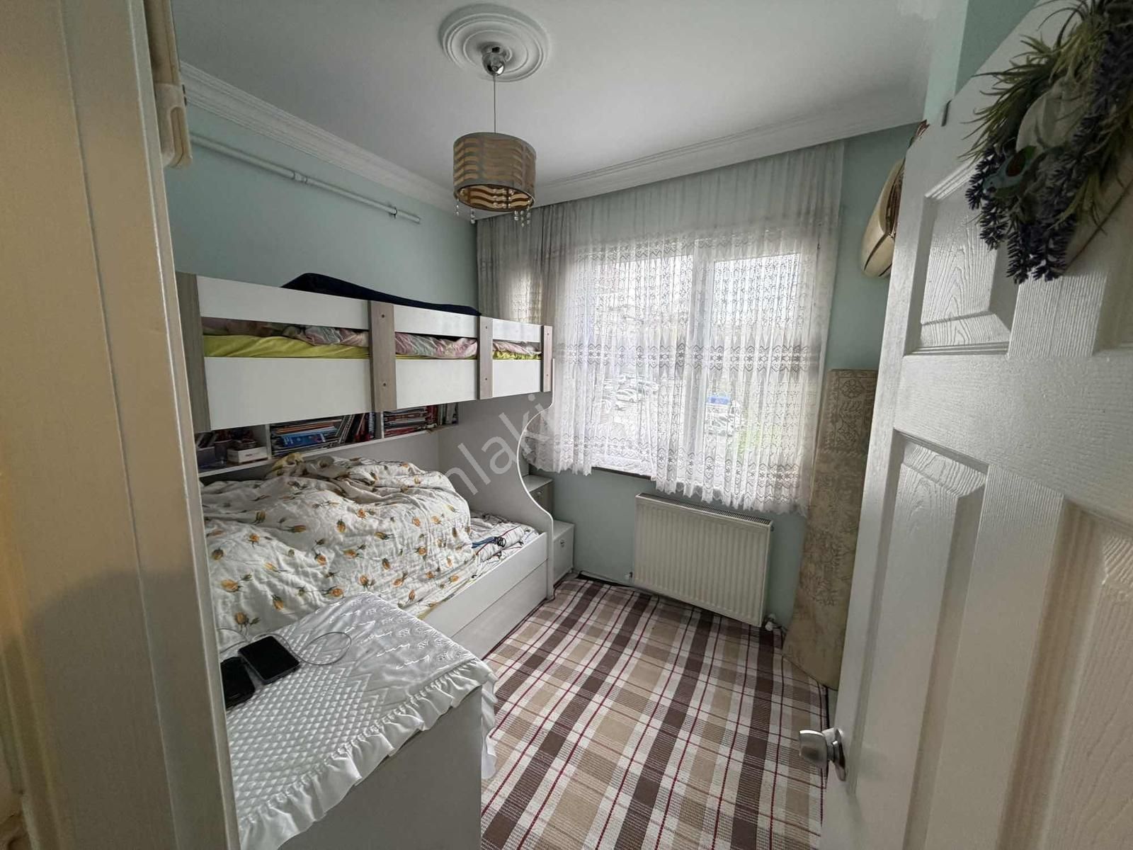 Bahçelievler Cumhuriyet Mahallesinde Kat Mülkiyetli Daire 2+1 - Görsel 2