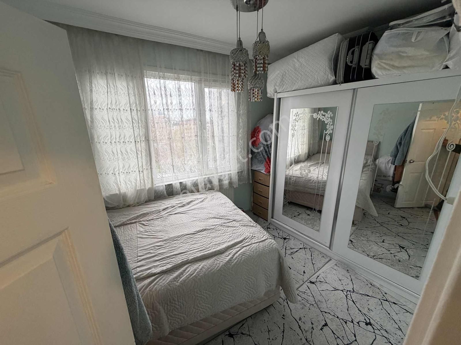 Bahçelievler Cumhuriyet Mahallesinde Kat Mülkiyetli Daire 2+1 - Görsel 8