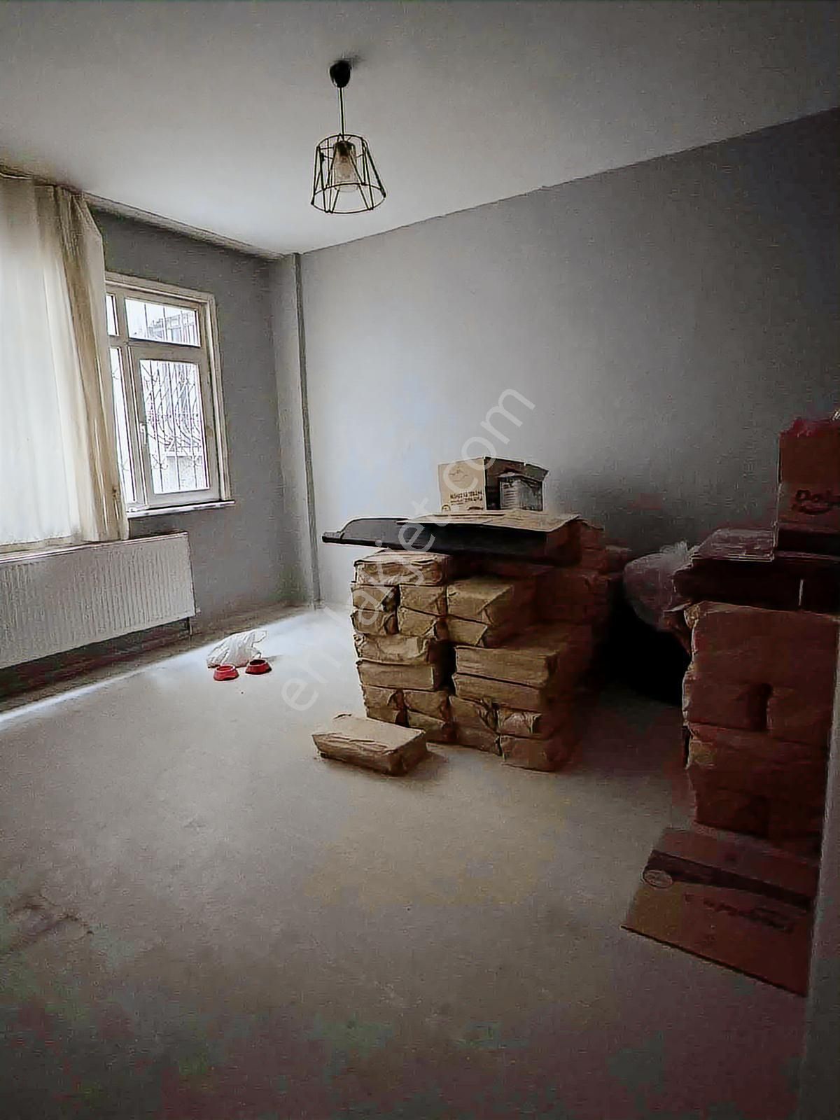 Esenler Tuna Mahallesinde Tertemiz 2+1 Daire