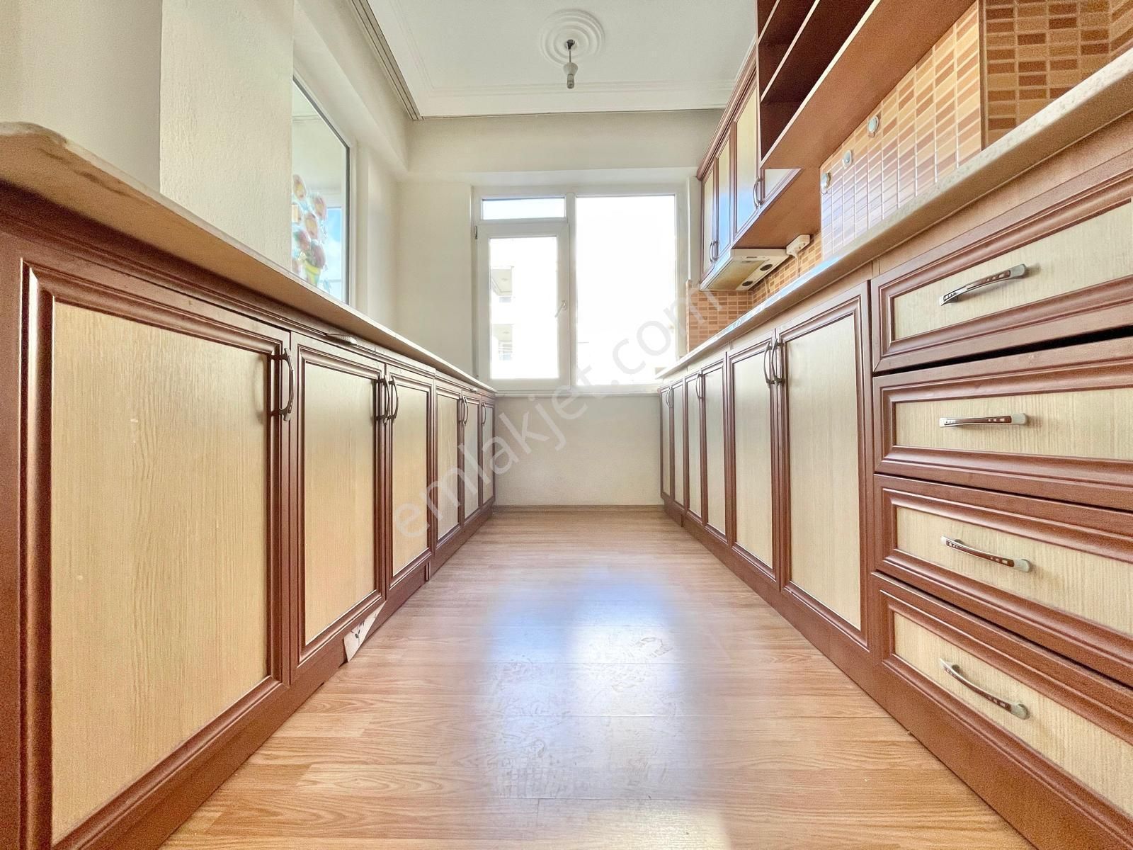 Berkay Demirel'den Altınkumda Denize 200 Metre Çift Balkon 2+1 Daire - Görsel 17