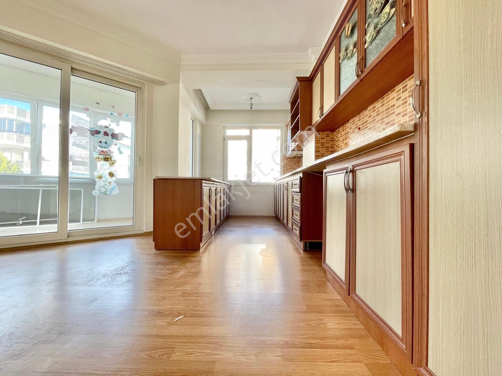 Berkay Demirel'den Altınkumda Denize 200 Metre Çift Balkon 2+1 Daire - Görsel 11